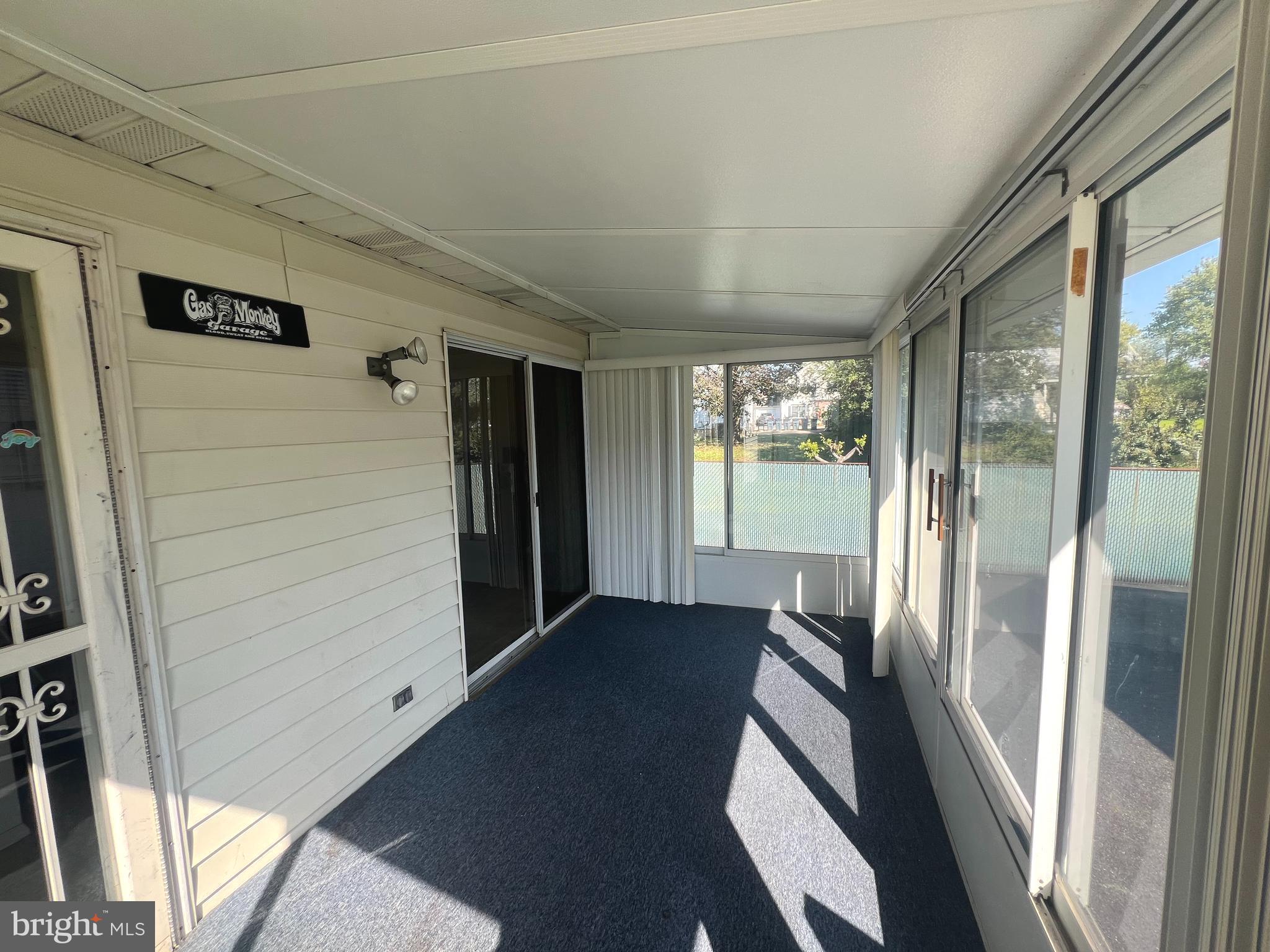 SUMMIT FARMS - Residential