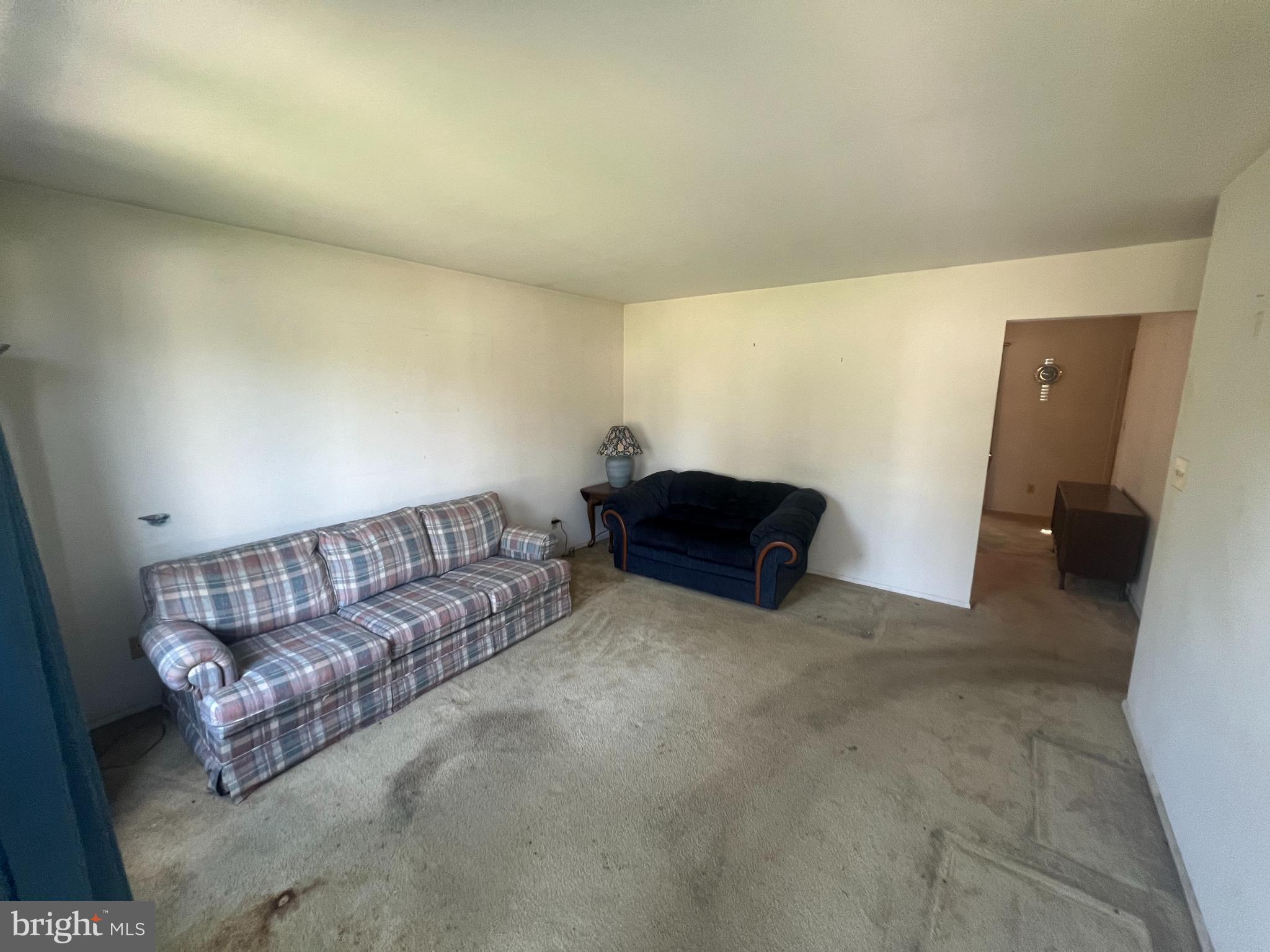 SUMMIT FARMS - Residential