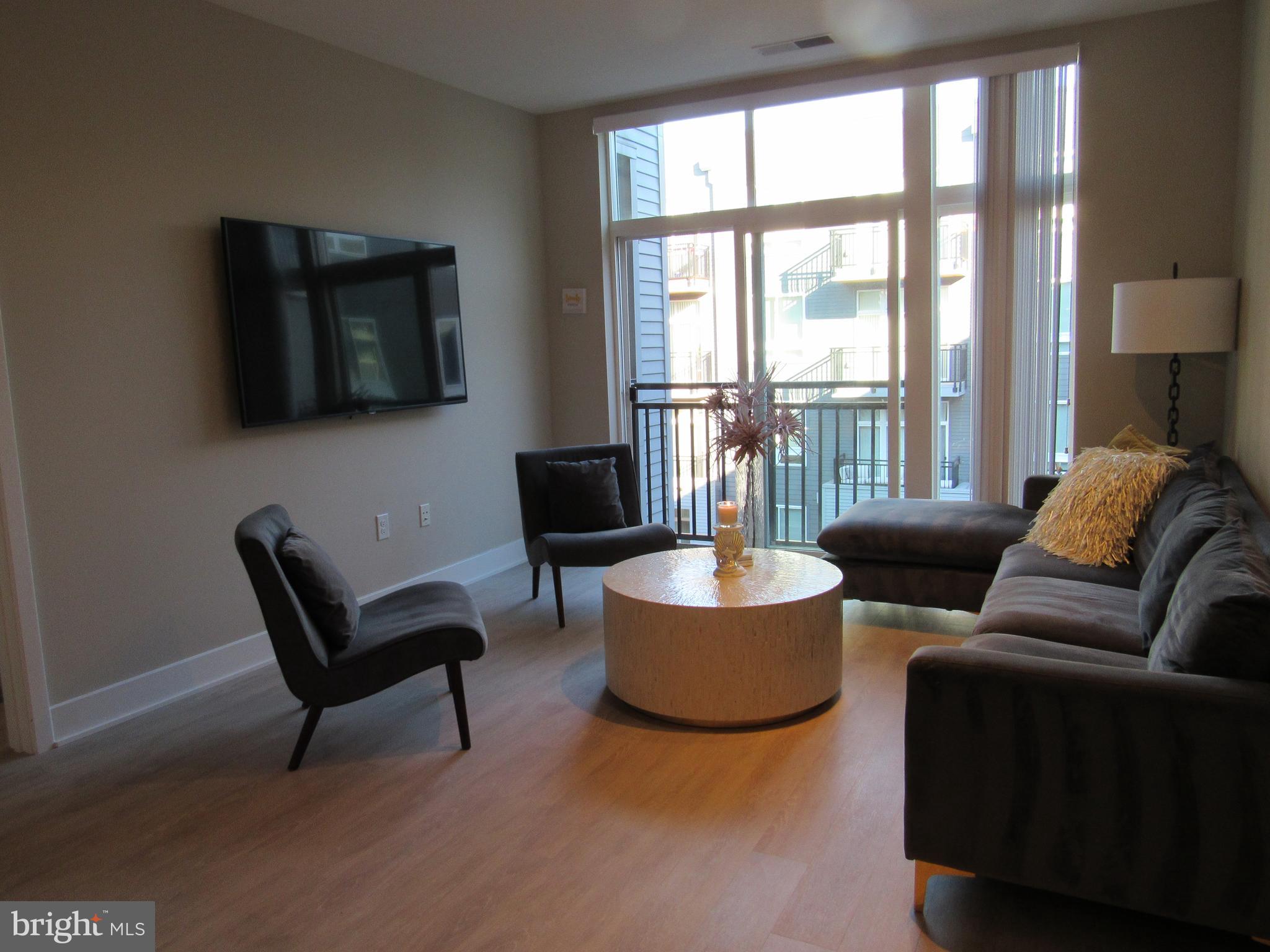 NATIONAL HARBOR - Residential Lease