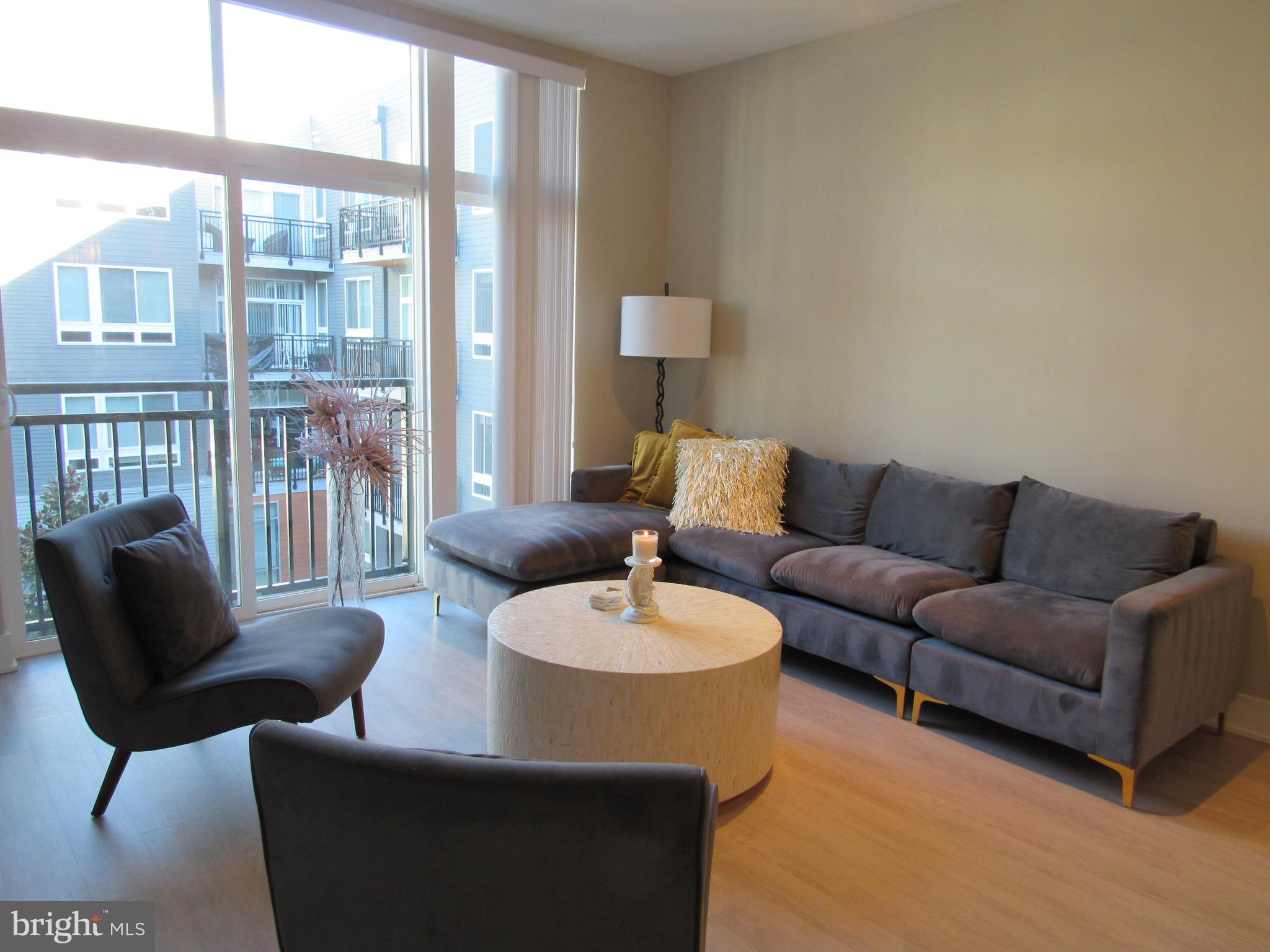 NATIONAL HARBOR - Residential Lease