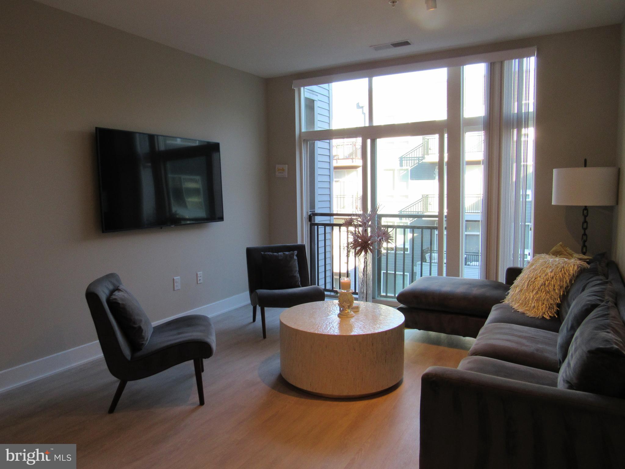 NATIONAL HARBOR - Residential Lease