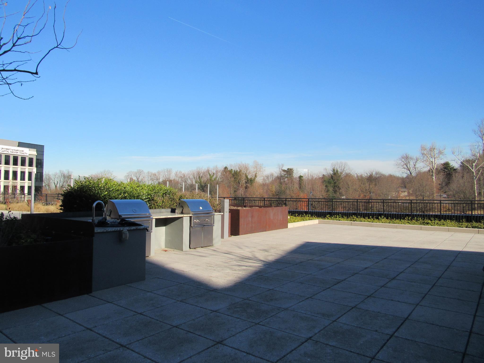 NATIONAL HARBOR - Residential Lease