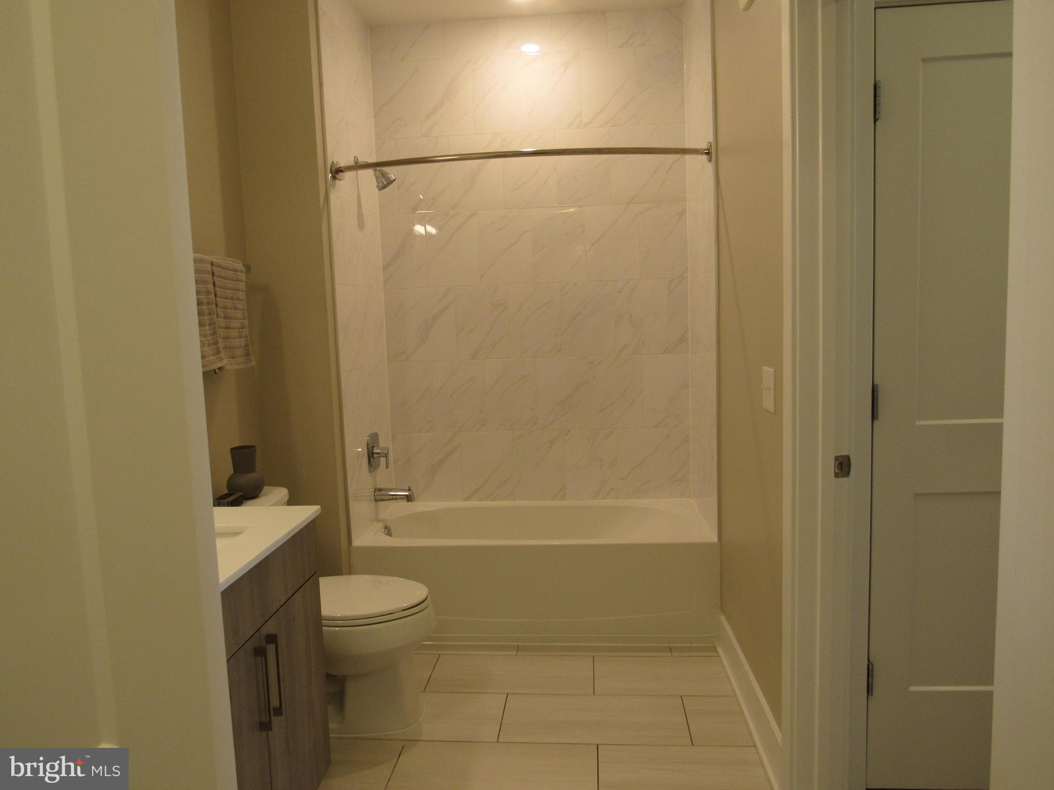 NATIONAL HARBOR - Residential Lease