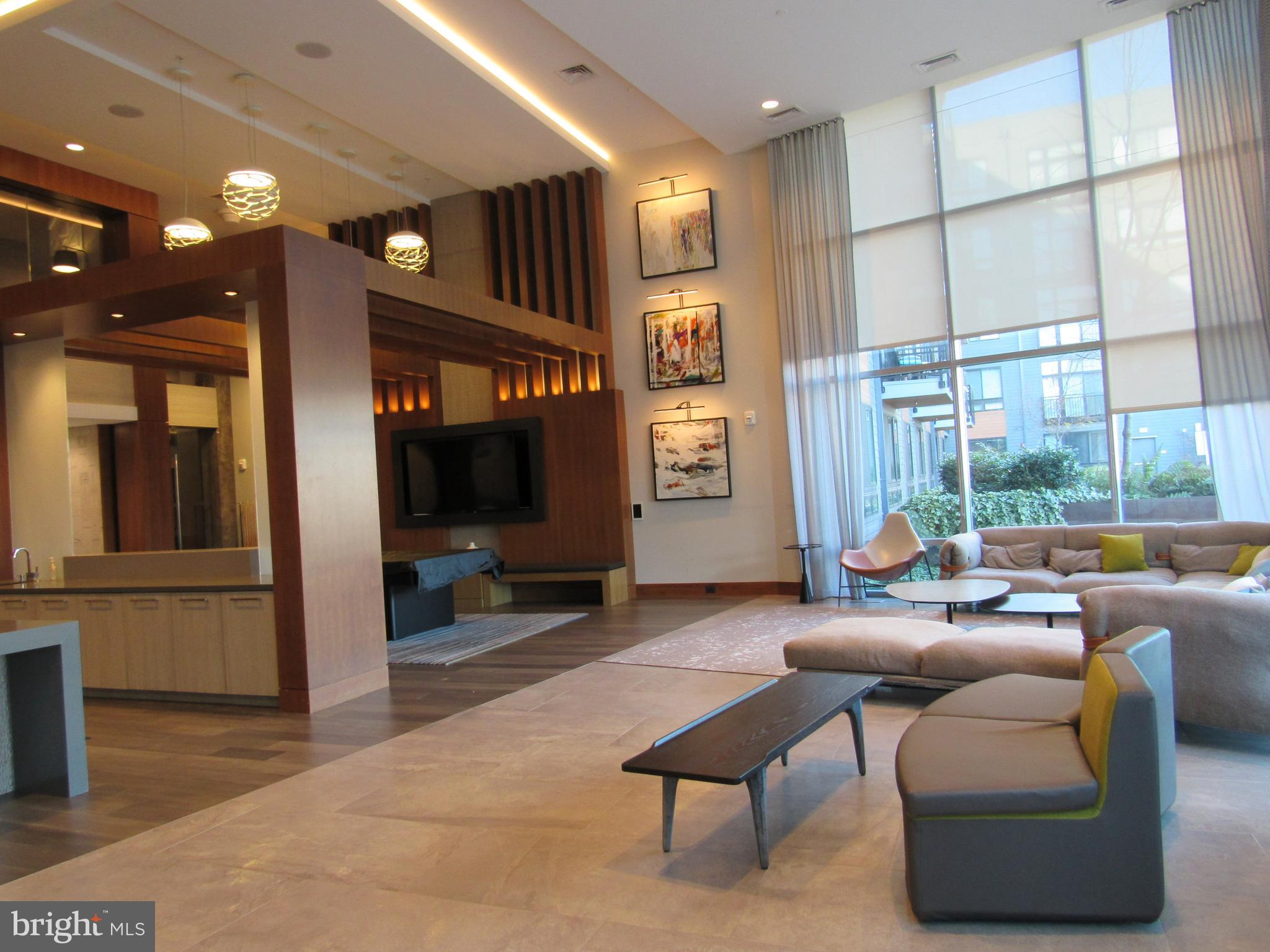 NATIONAL HARBOR - Residential Lease