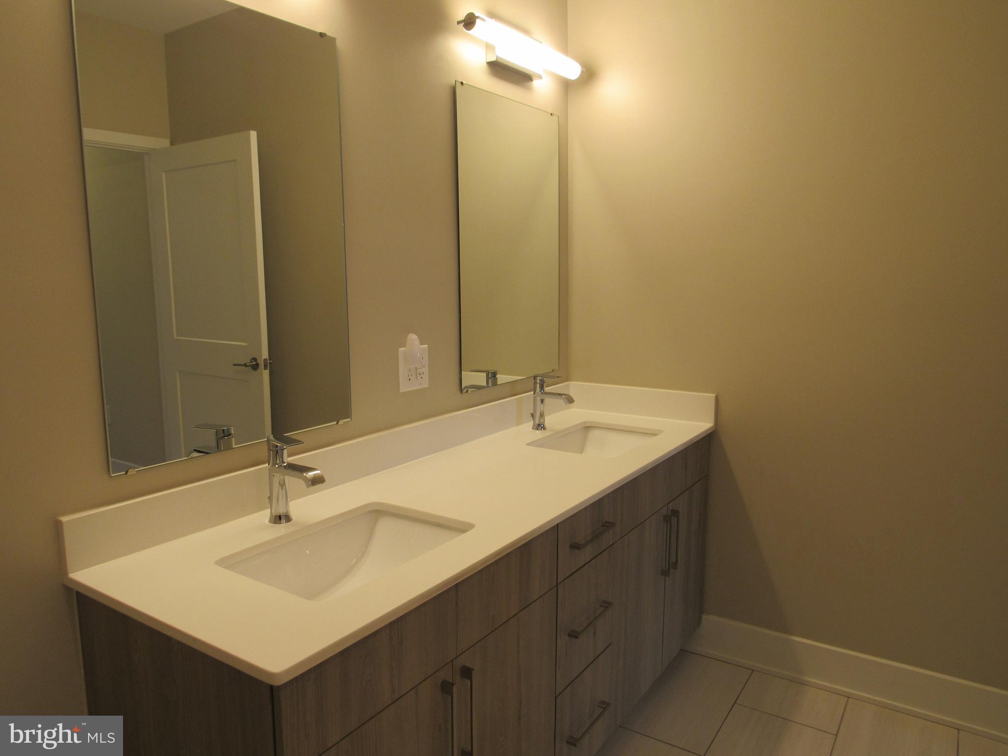 NATIONAL HARBOR - Residential Lease