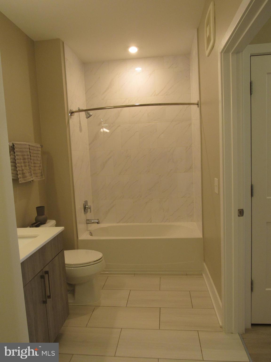 NATIONAL HARBOR - Residential Lease