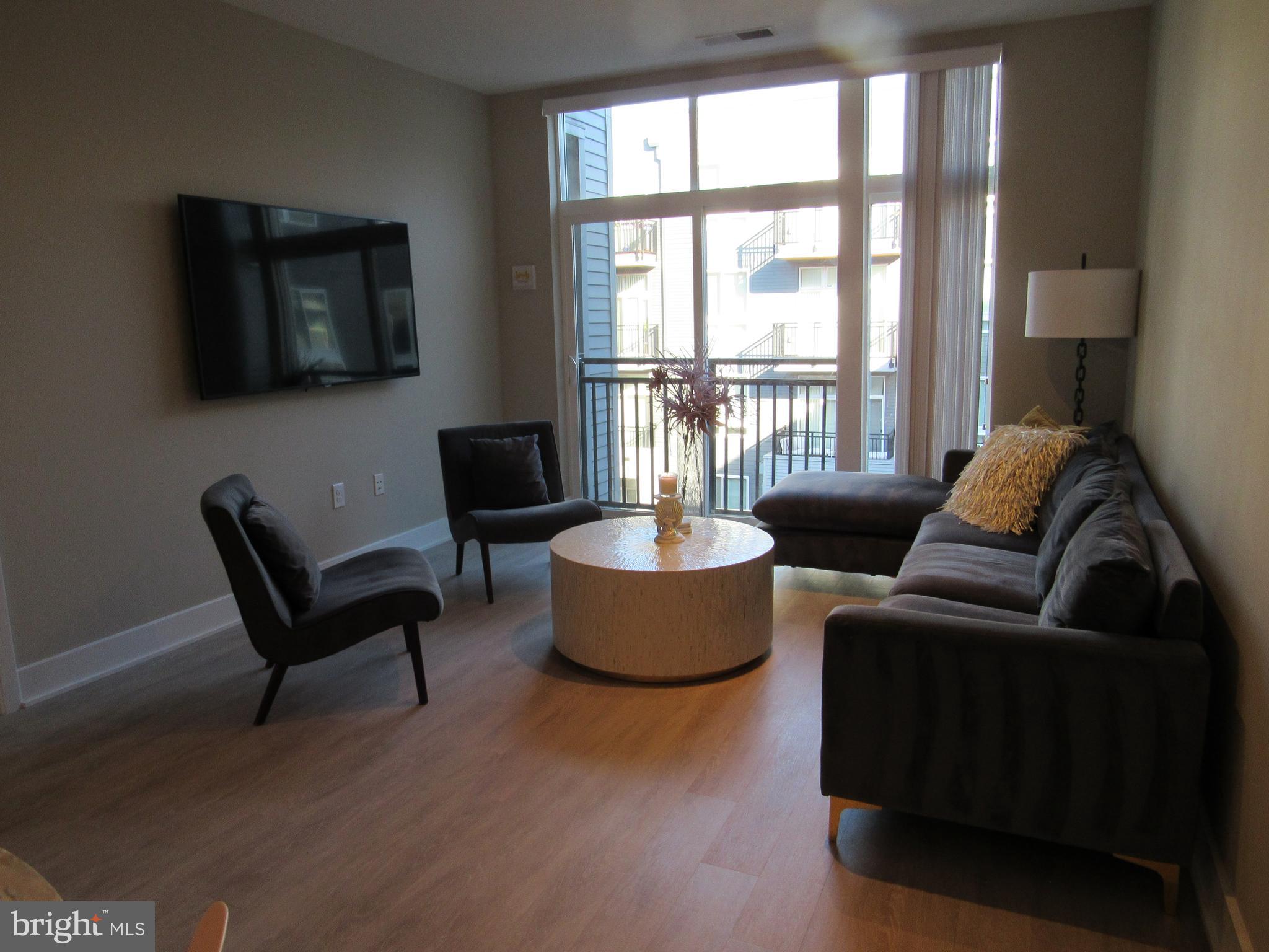 NATIONAL HARBOR - Residential Lease