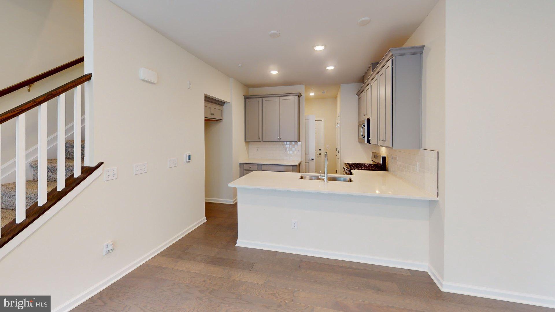 714 PARKER BOULEVARD