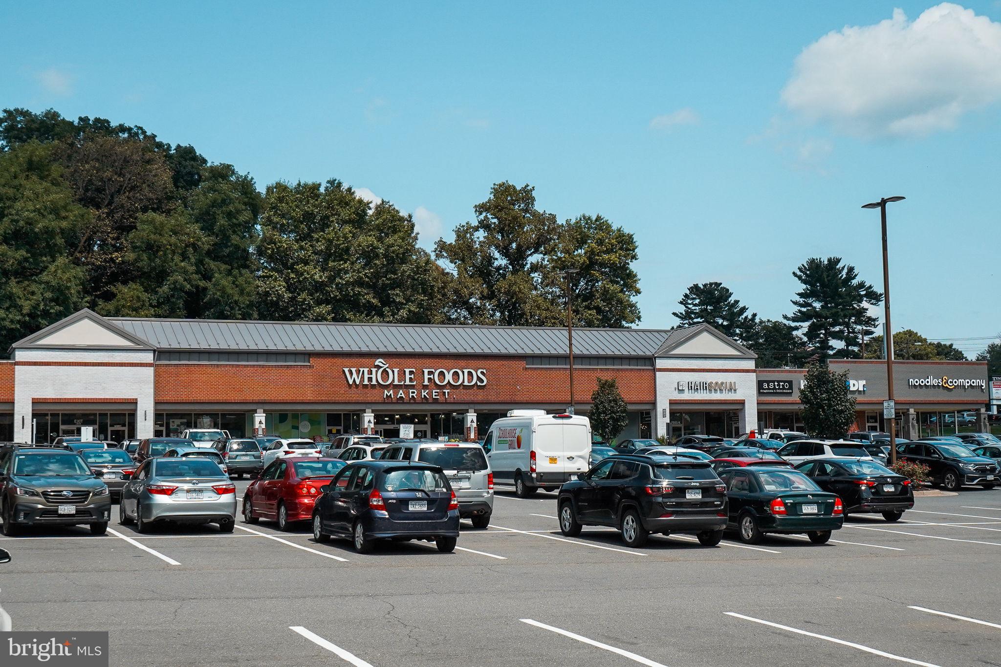 IDYLWOOD KNOLL - Residential