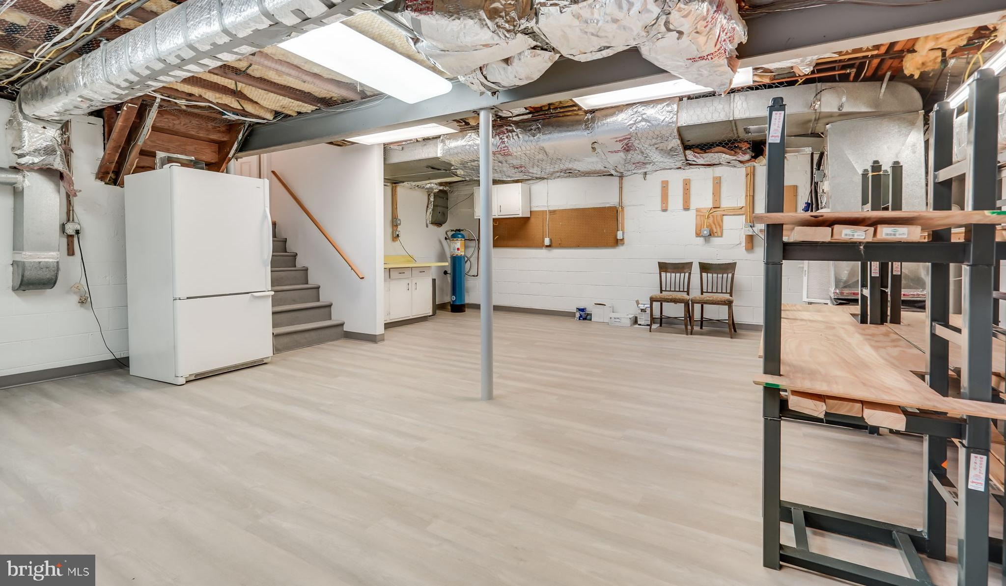 IDYLWOOD KNOLL - Residential