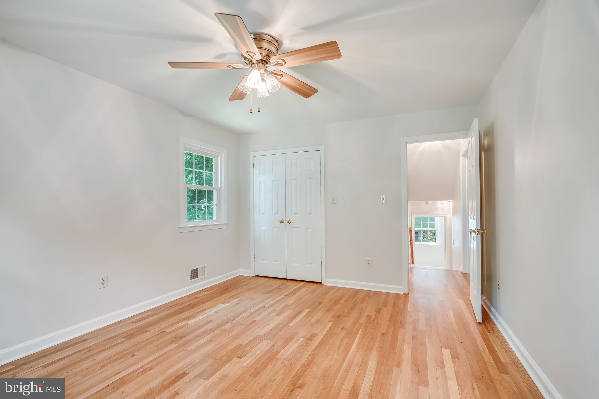 IDYLWOOD KNOLL - Residential