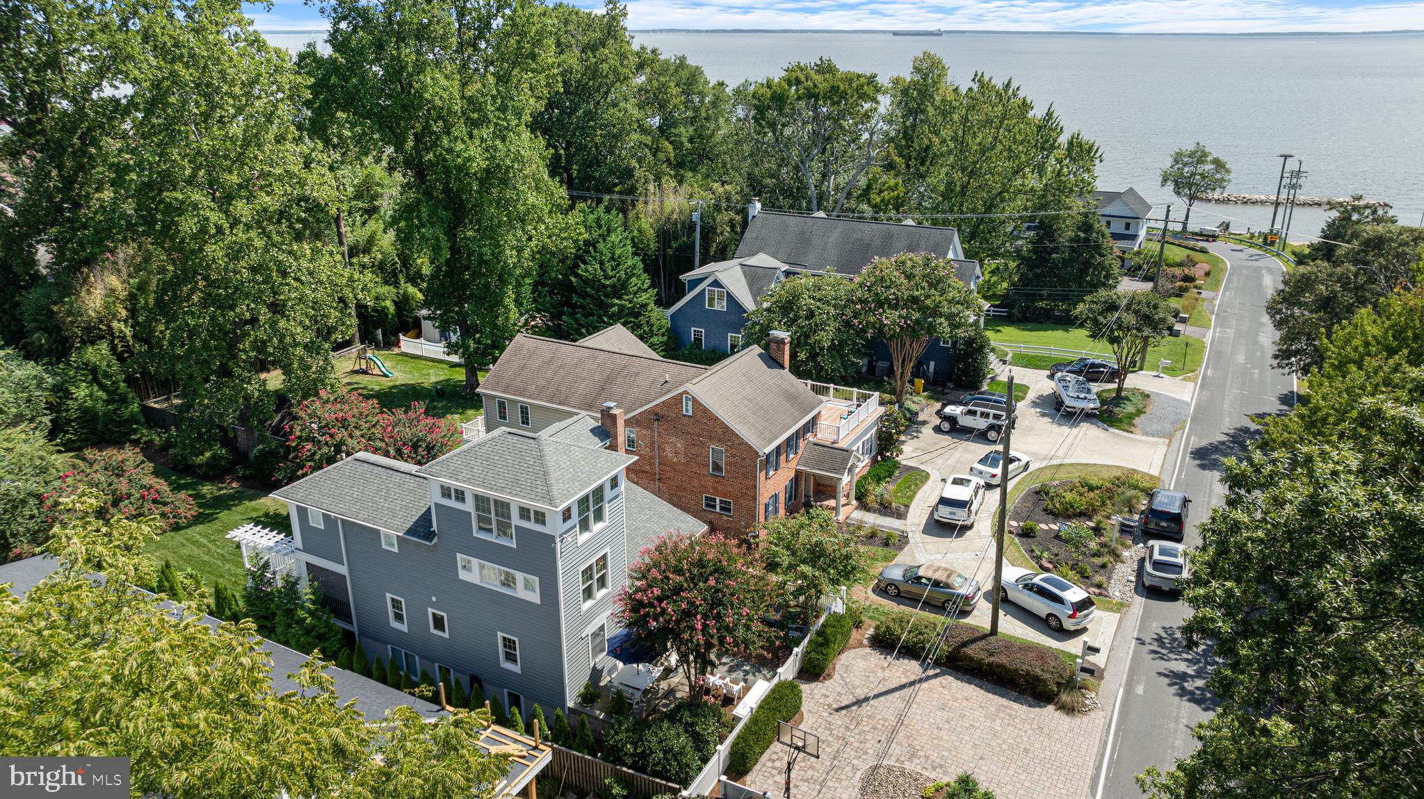 BAY RIDGE - Residential