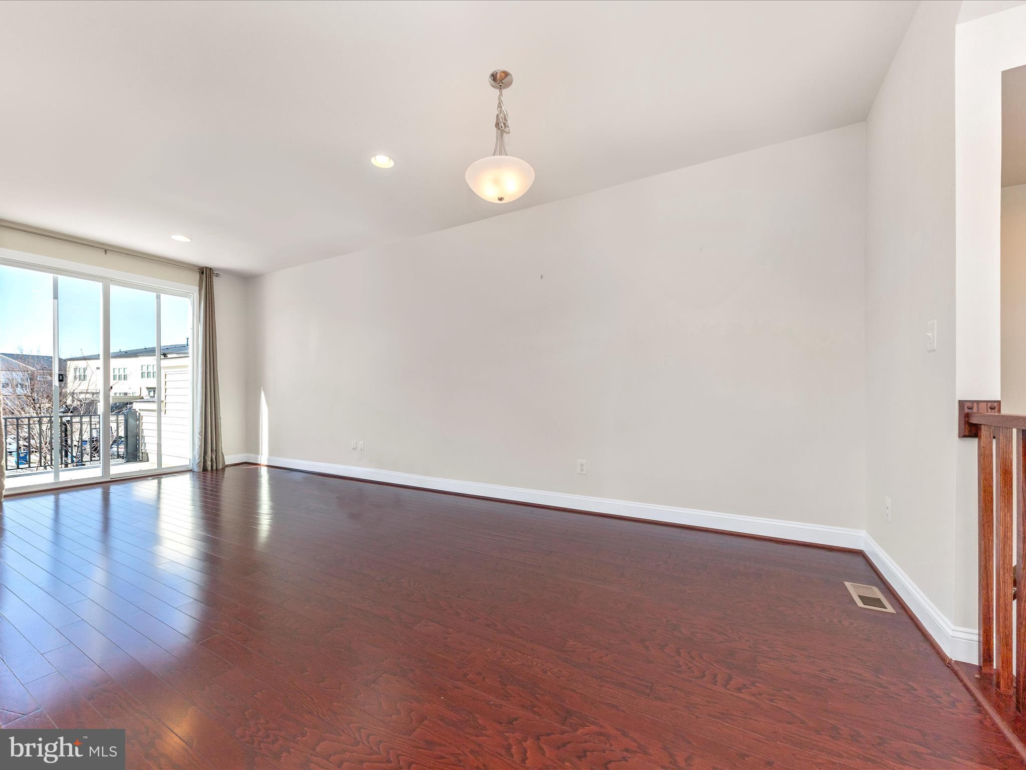 BRAMBLETON - Residential