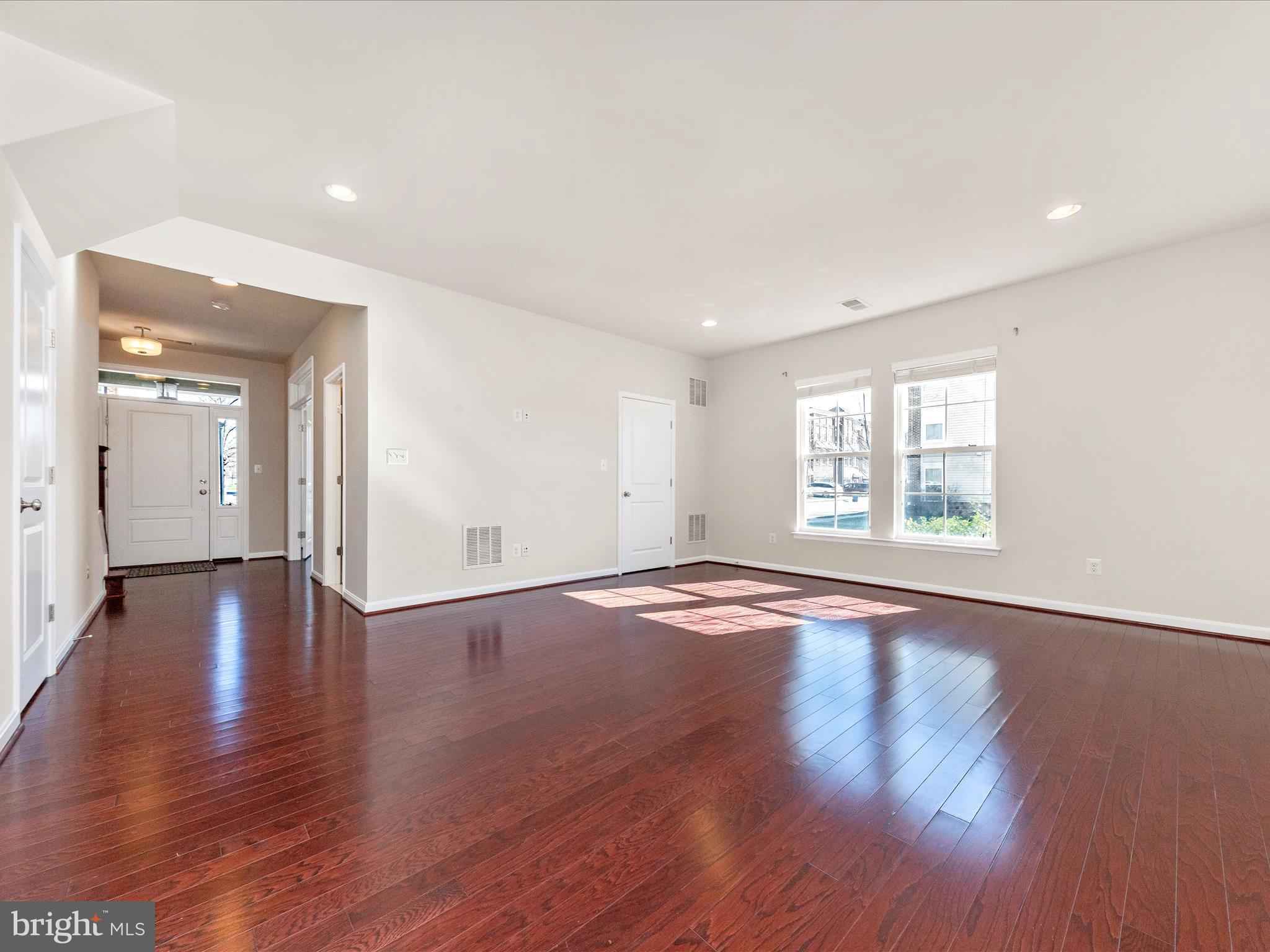 BRAMBLETON - Residential