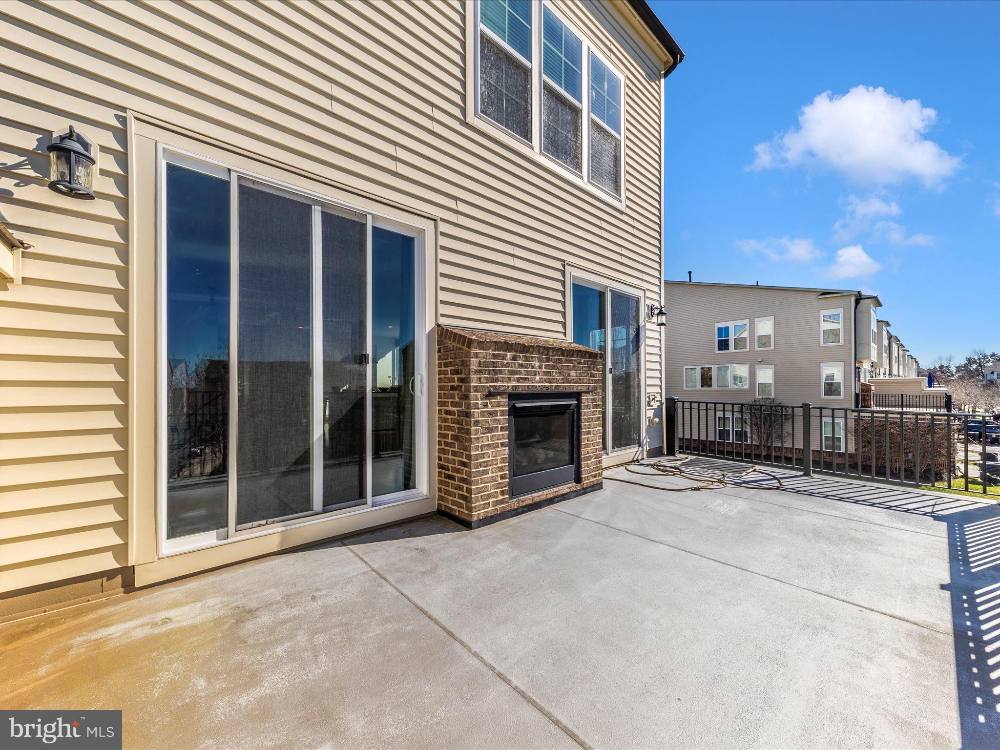 BRAMBLETON - Residential