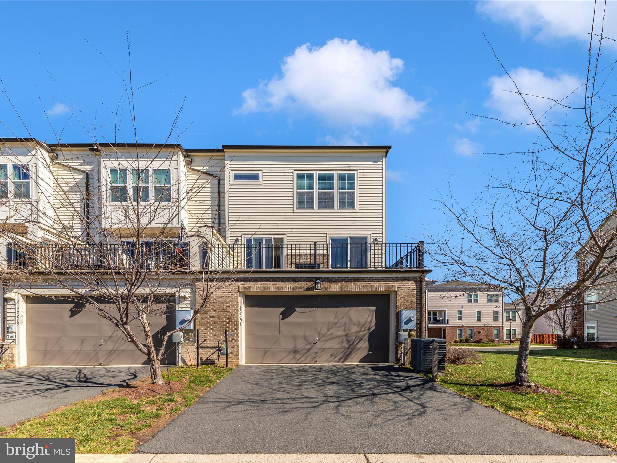 BRAMBLETON - Residential