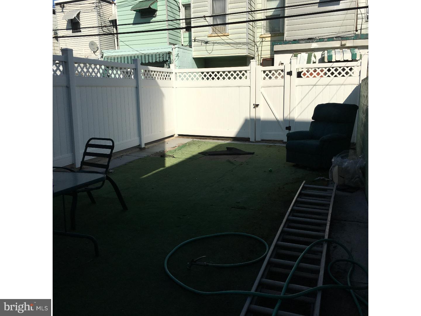 WHITMAN - Residential