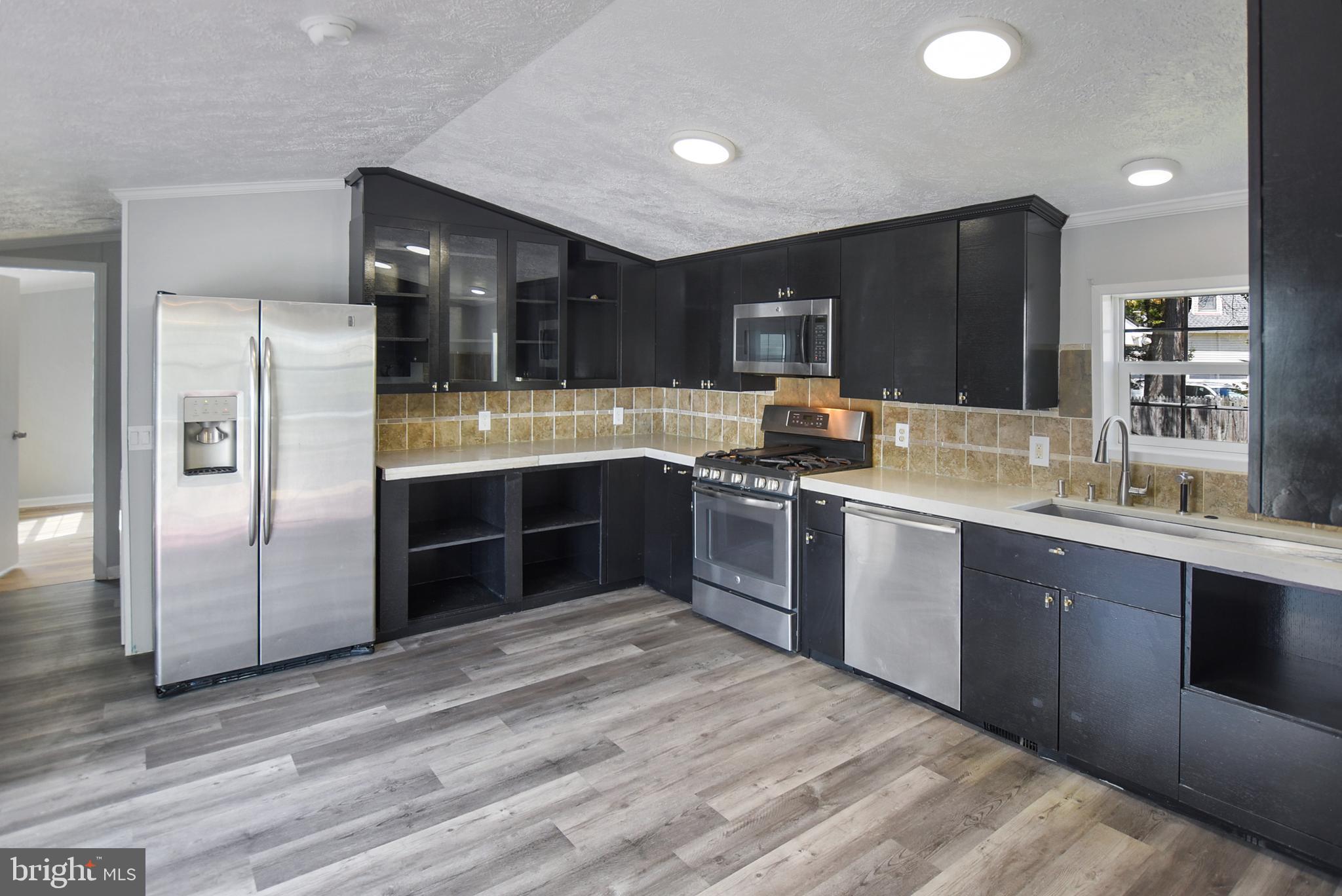 WAYSONS WOODS MANUFACTURED HOME COMMUNITY - Residential