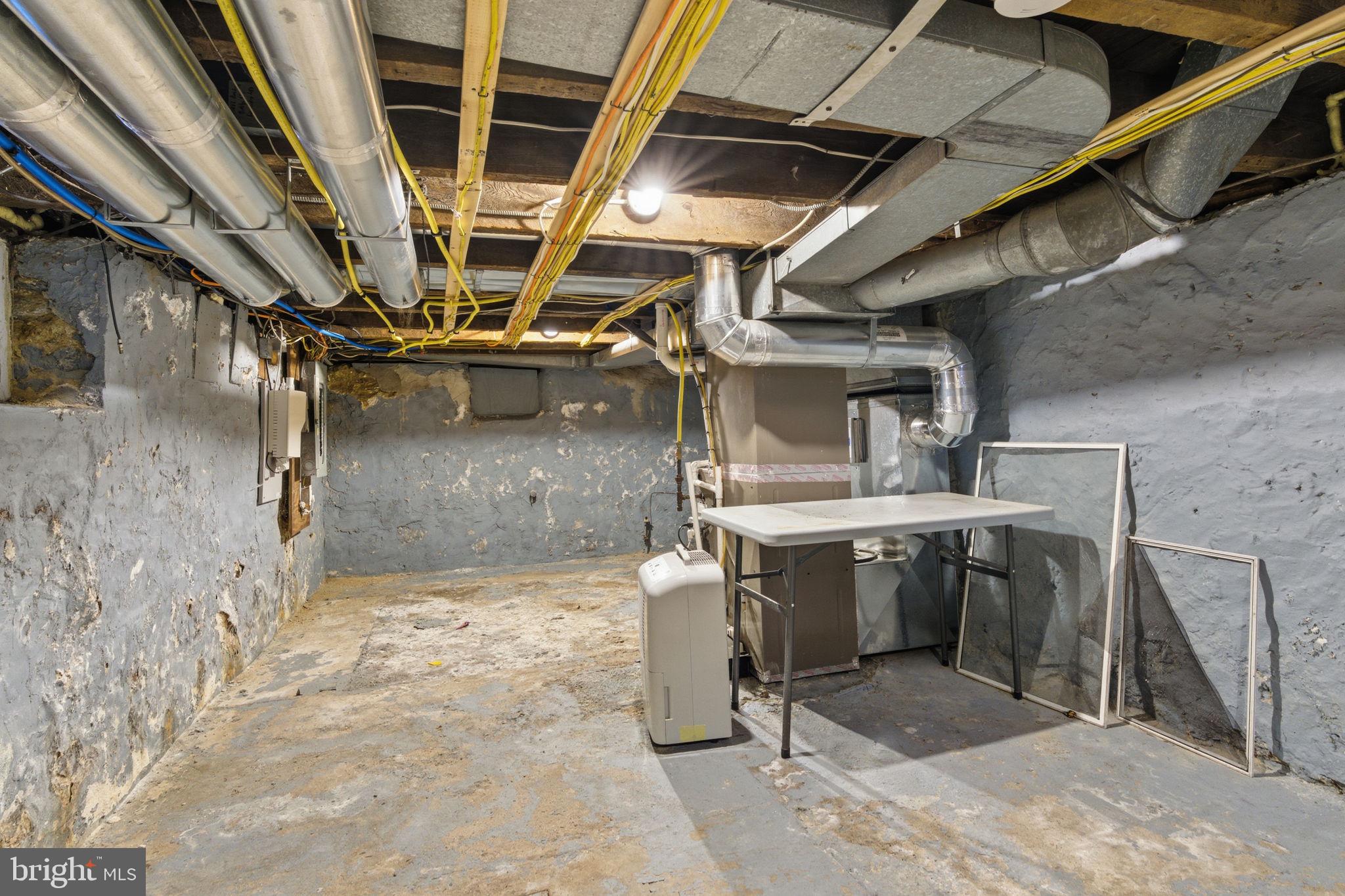 CHELTENHAM VIL - Residential