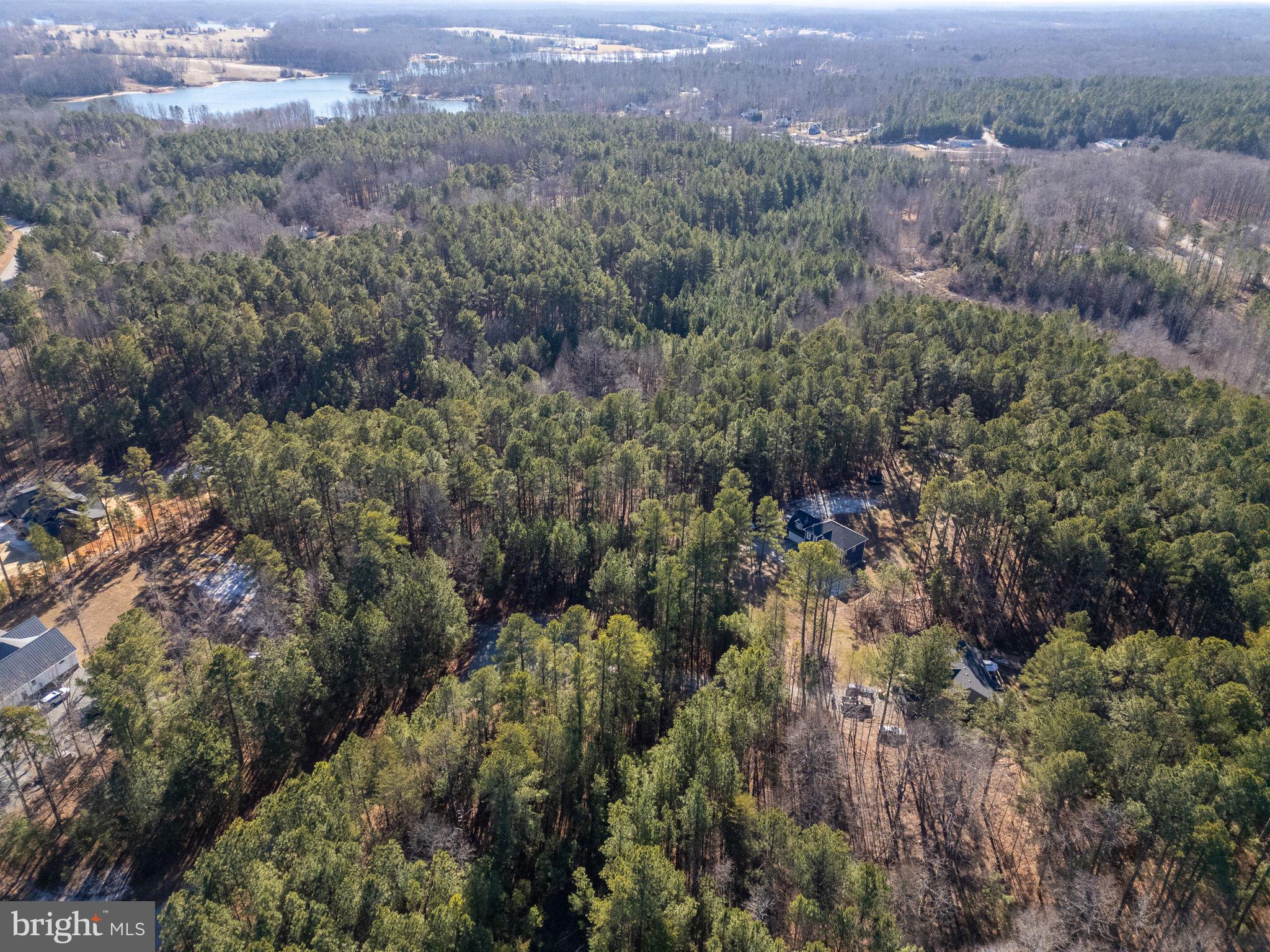 THE WATERS AT LAKE ANNA - Land