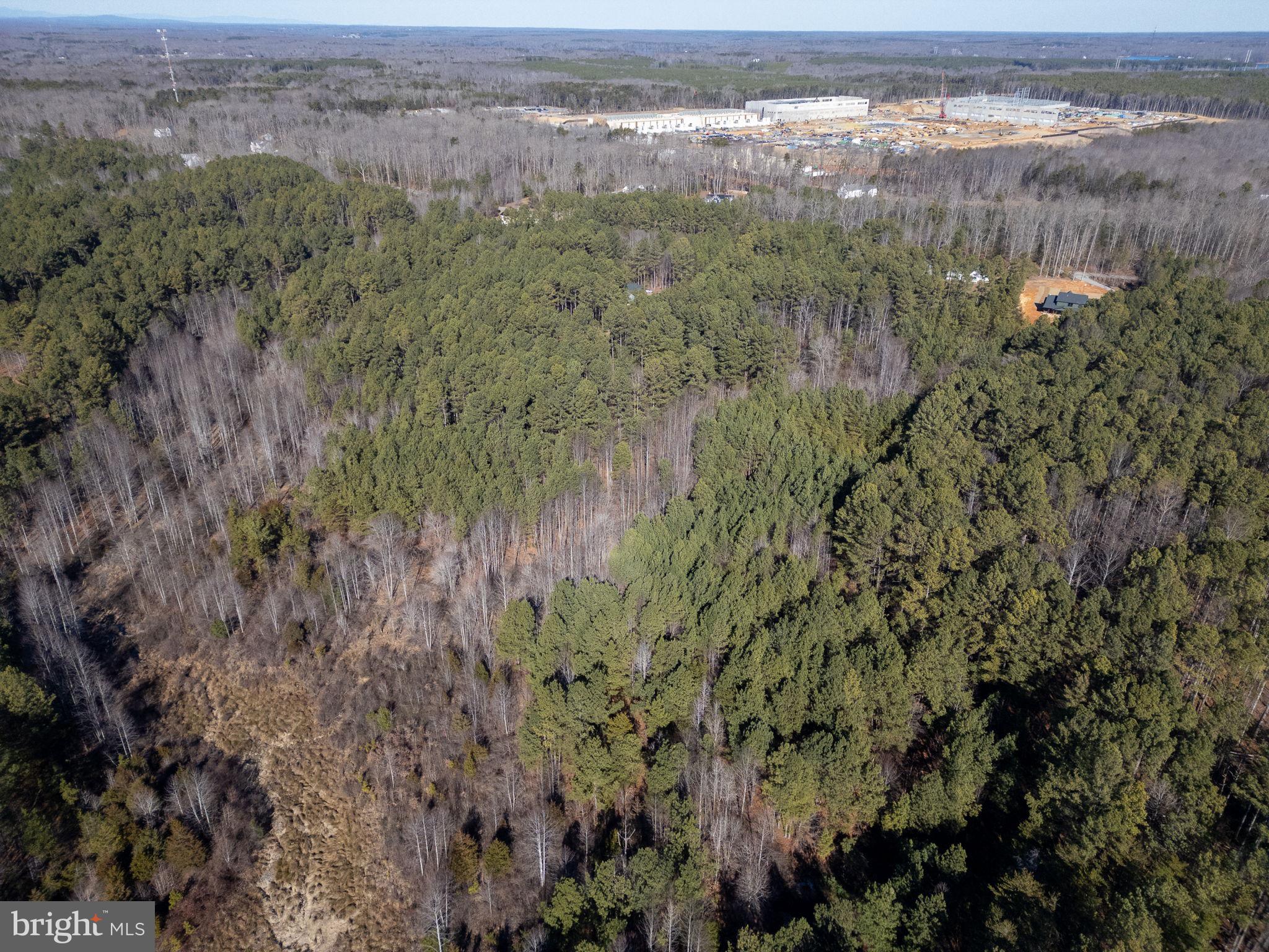 THE WATERS AT LAKE ANNA - Land