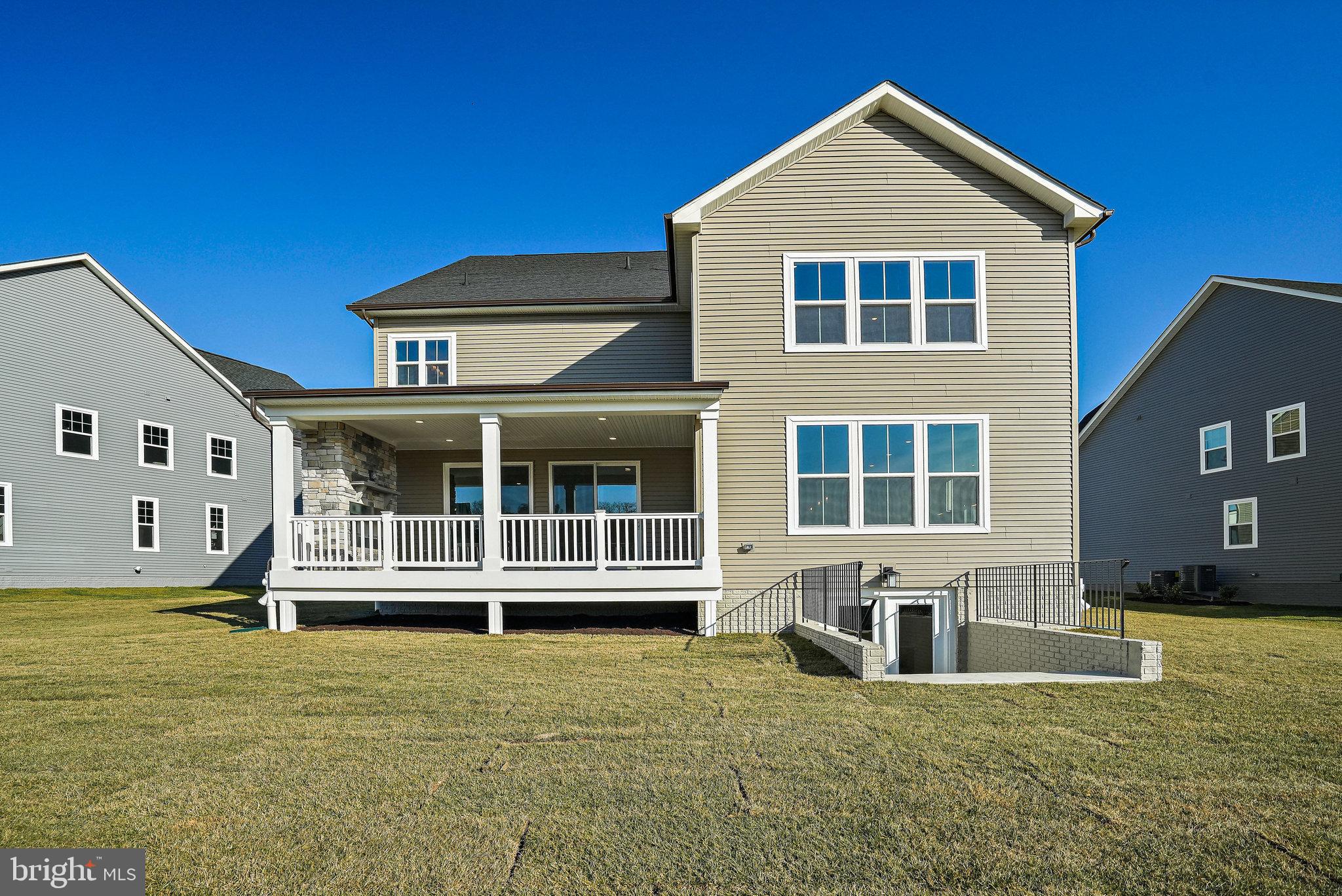 WELLINGTON FARMS - Residential