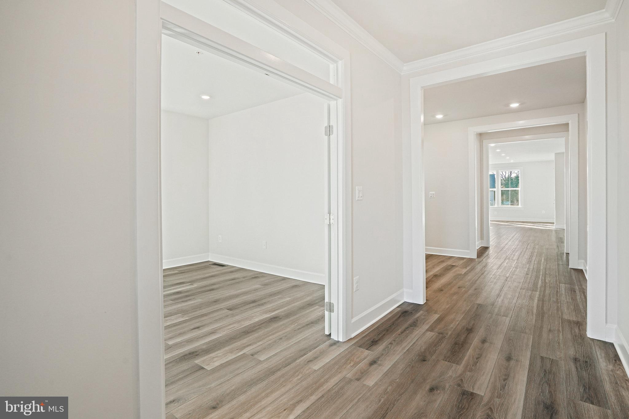 WELLINGTON FARMS - Residential