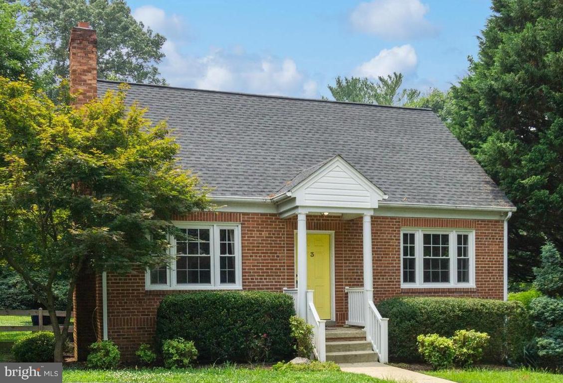 SOMERSET COURT LA PLATA - Residential