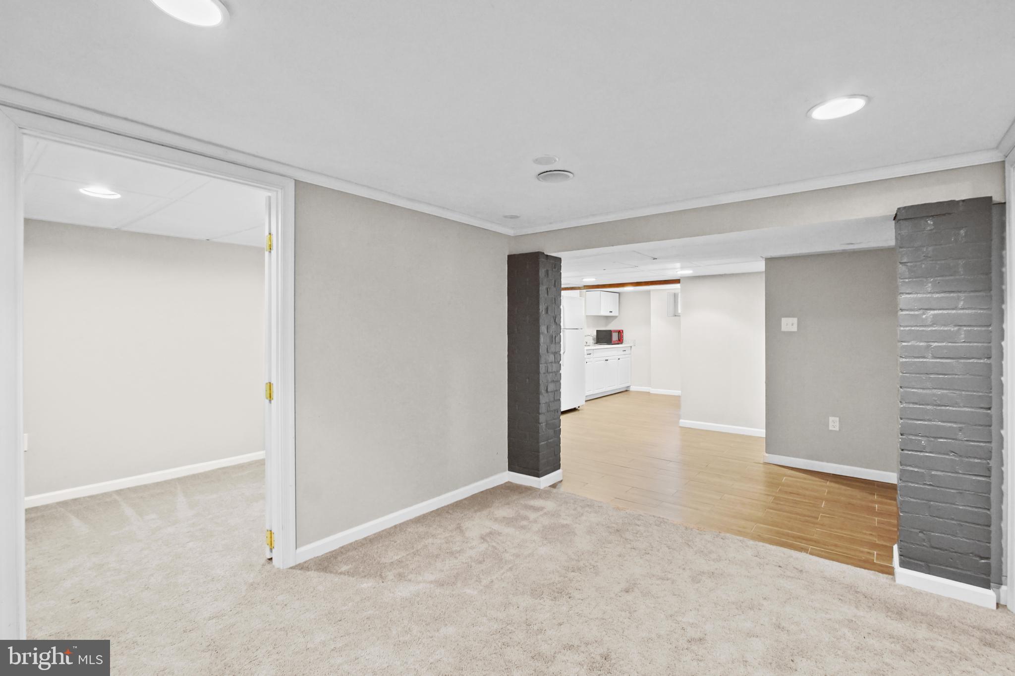 SOMERSET COURT LA PLATA - Residential