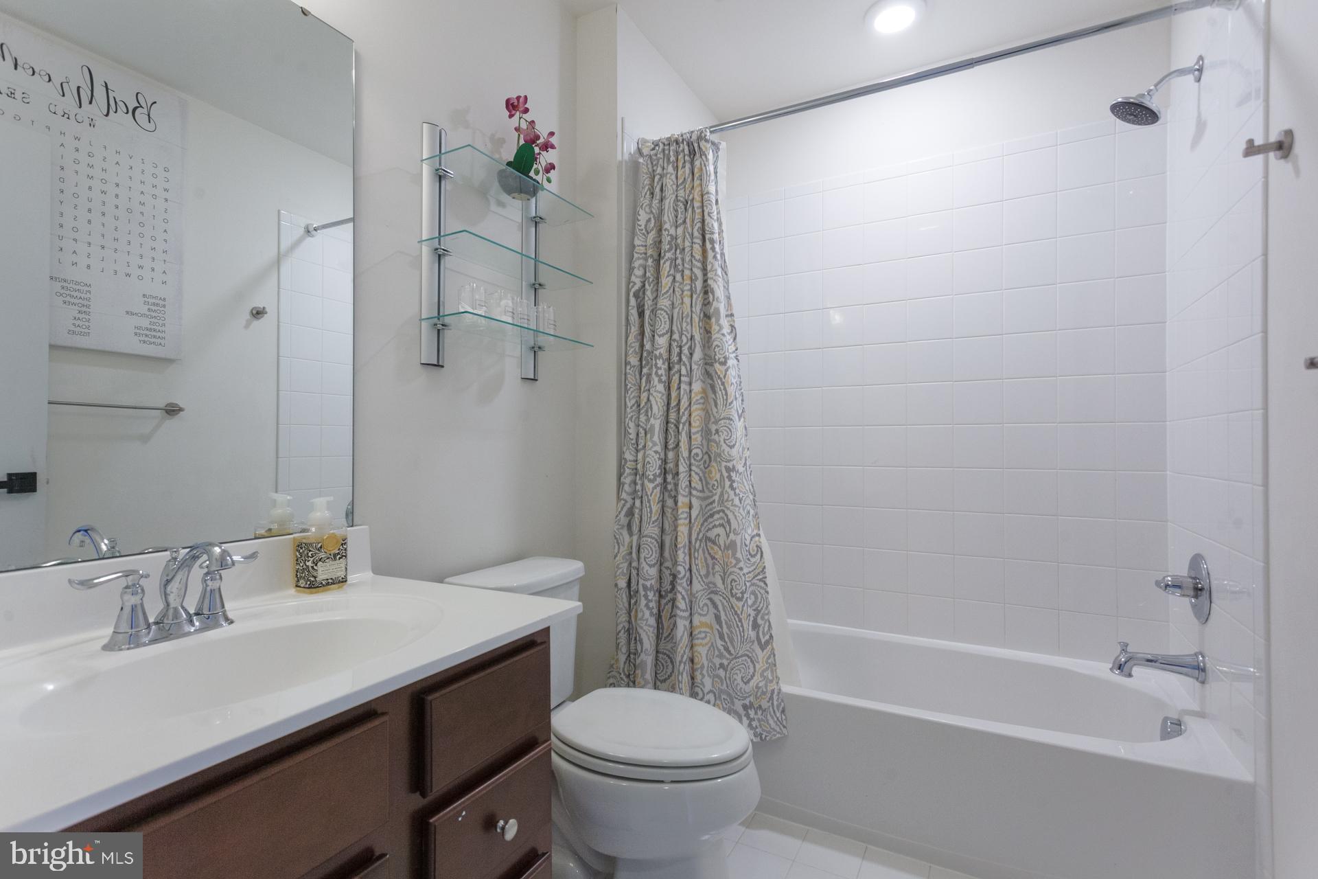 WYNGATE TOWNHOMES - Residential