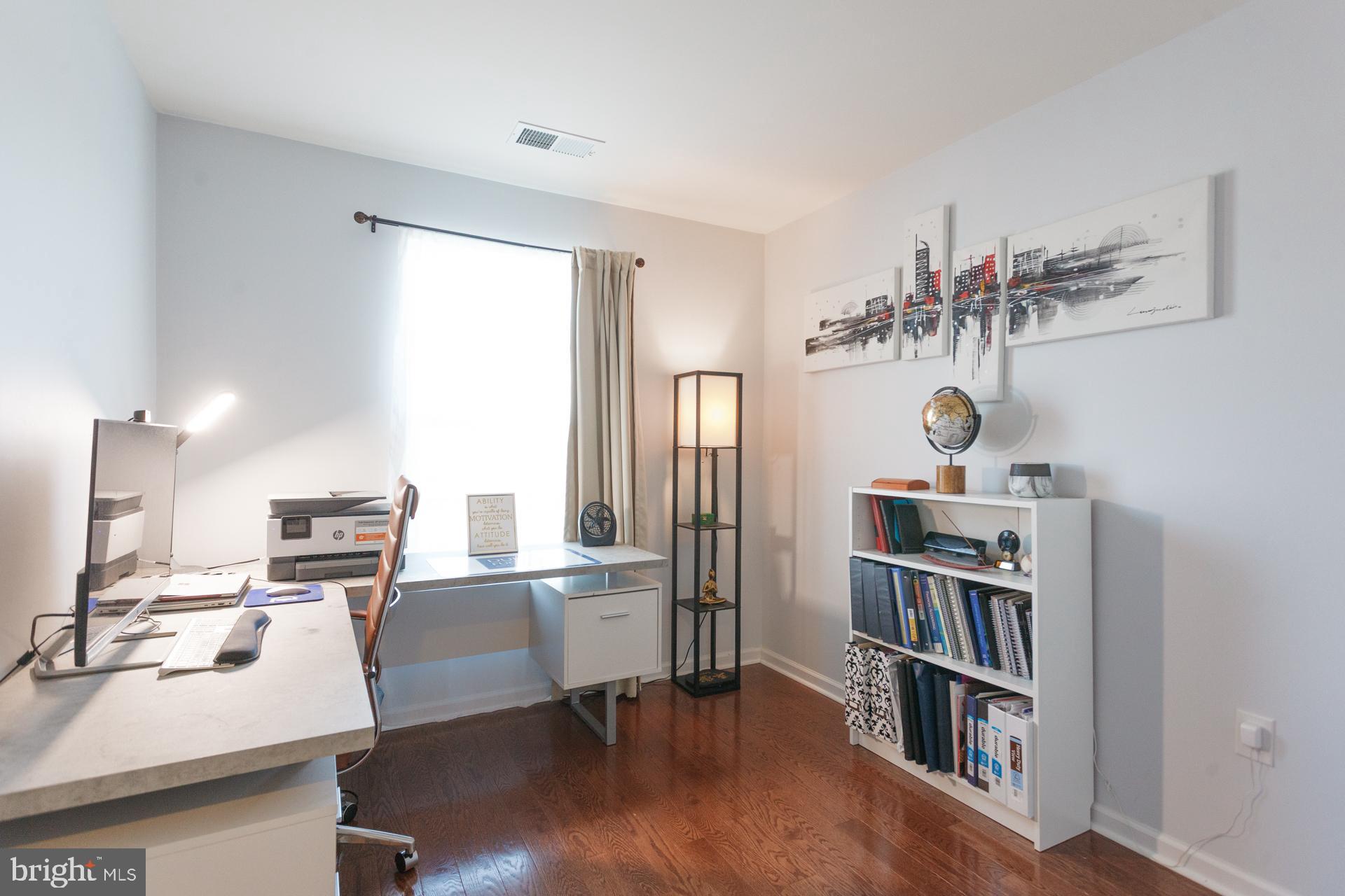 WYNGATE TOWNHOMES - Residential