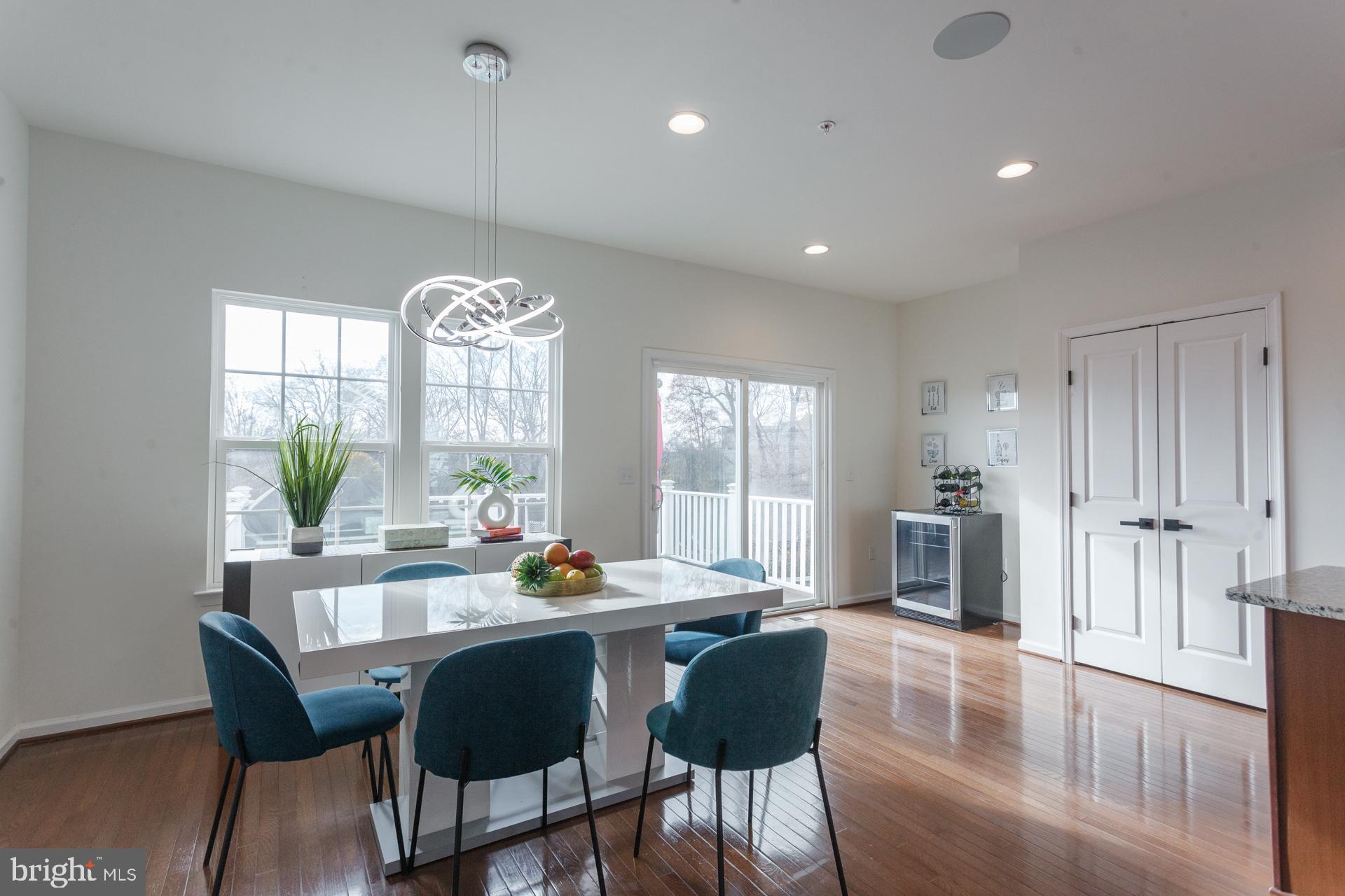 WYNGATE TOWNHOMES - Residential