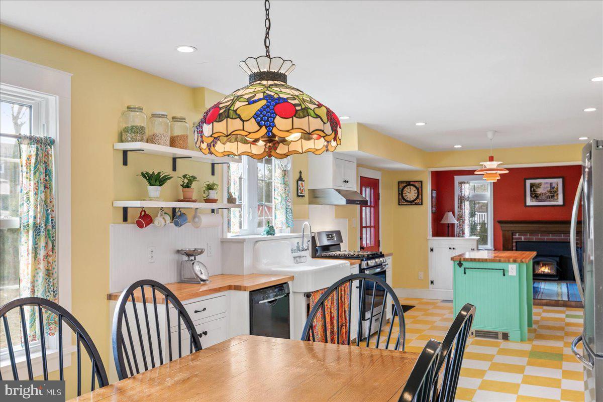 DOYLESTOWN BORO - Residential