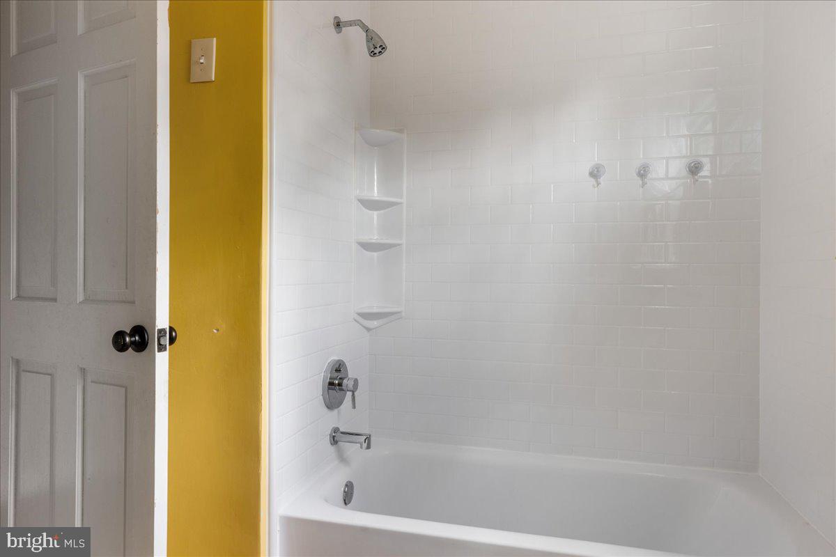 DOYLESTOWN BORO - Residential