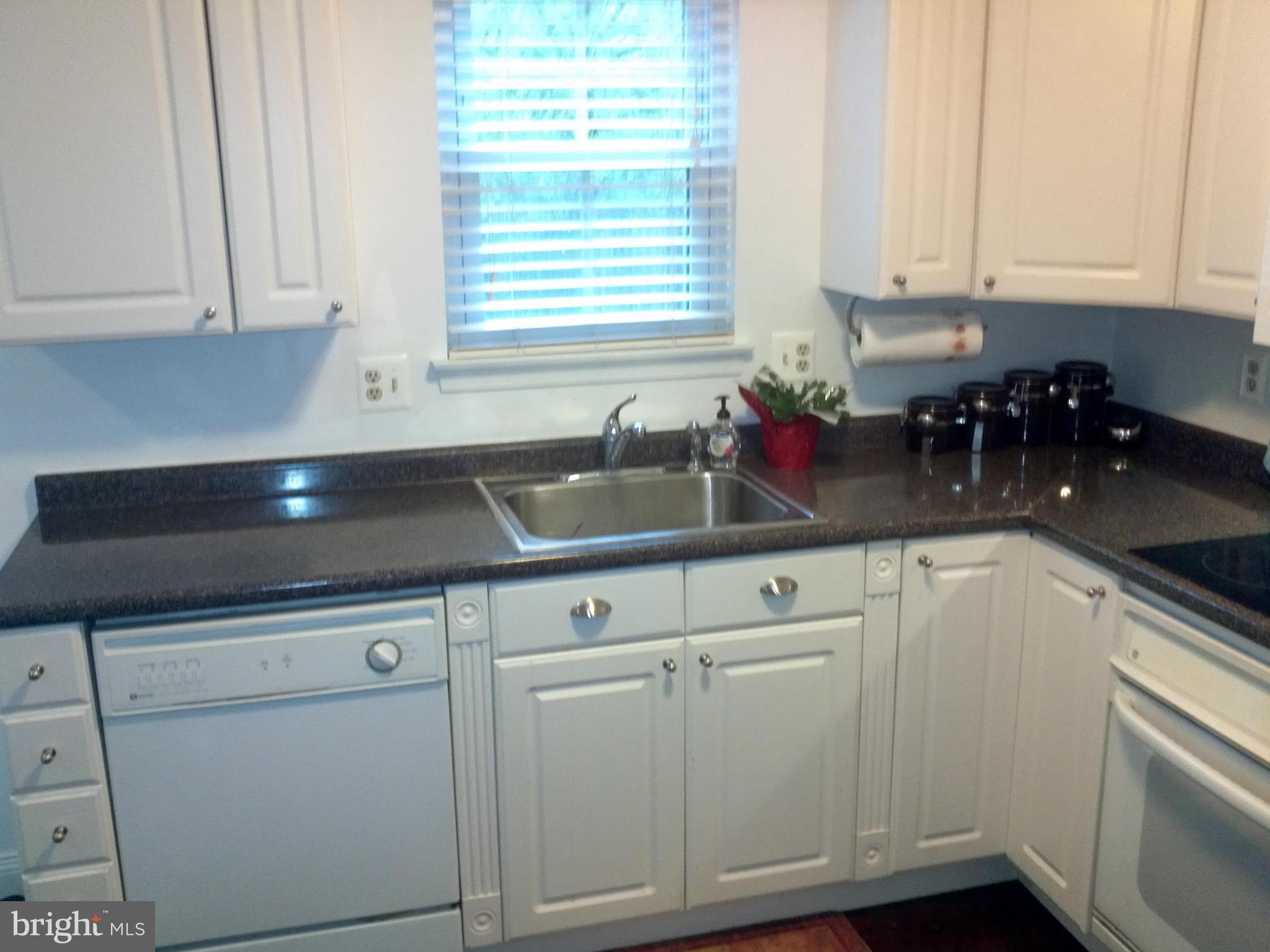 COUNTRYSIDE - Residential