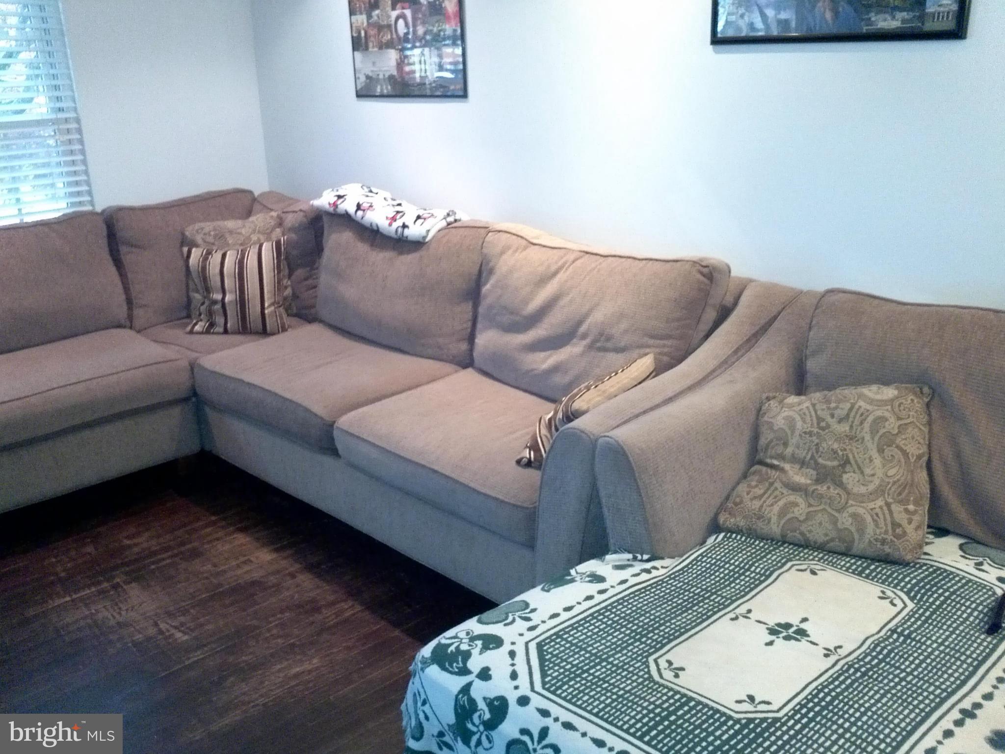 COUNTRYSIDE - Residential