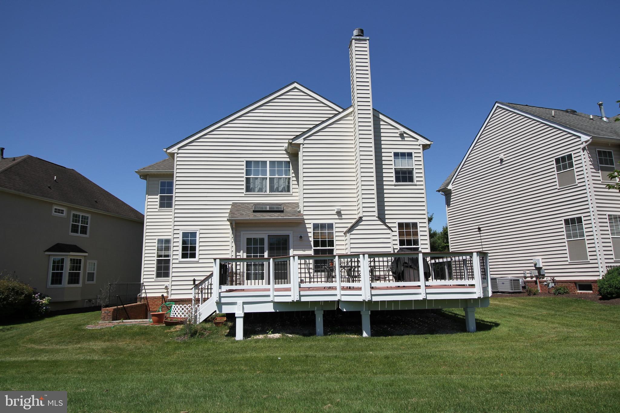 BELMONT COUNTRY CLUB - Residential Lease