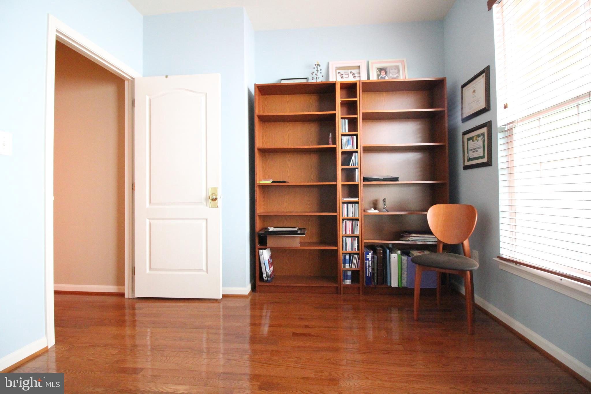 BELMONT COUNTRY CLUB - Residential Lease