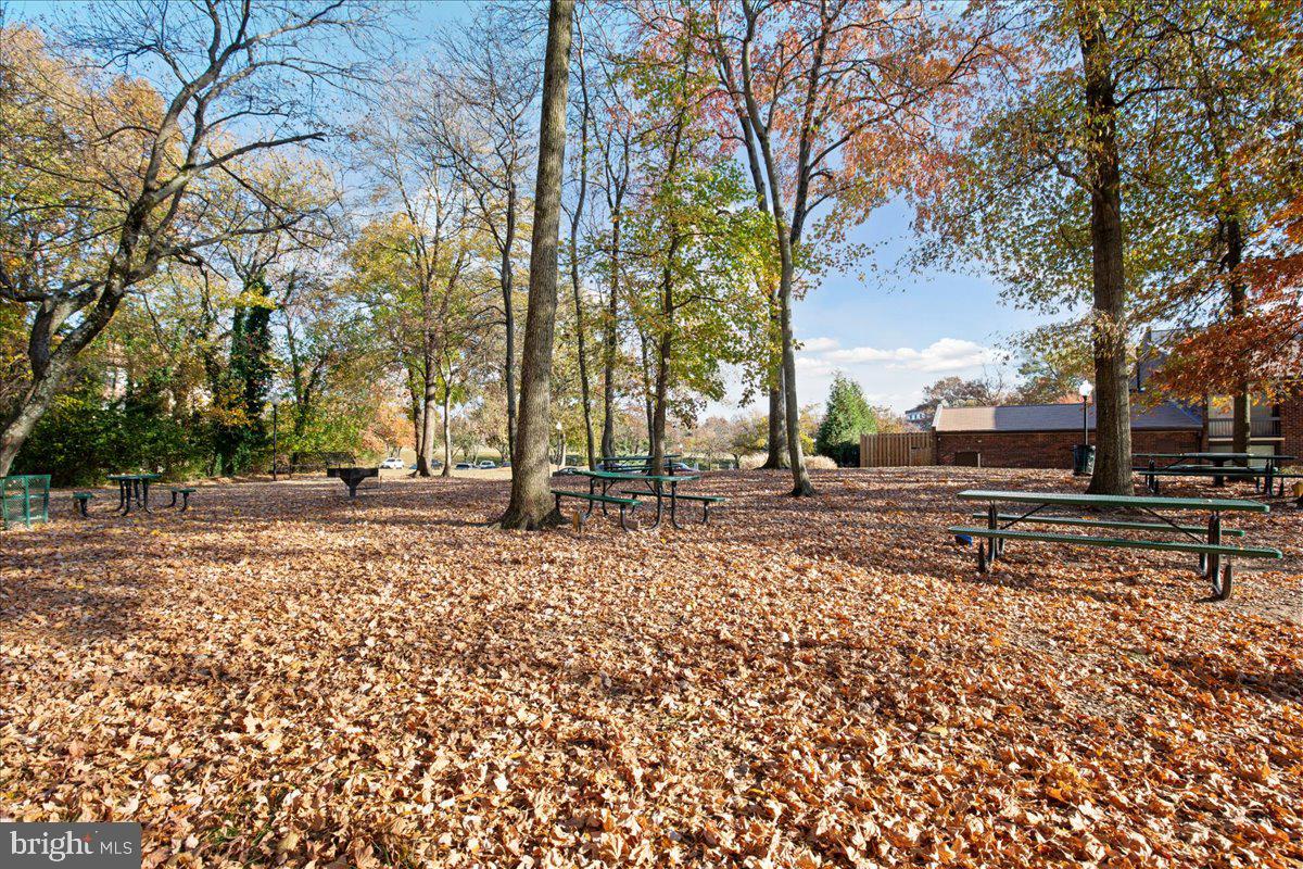 GREENBRIAR CONDO PHASE I - Residential