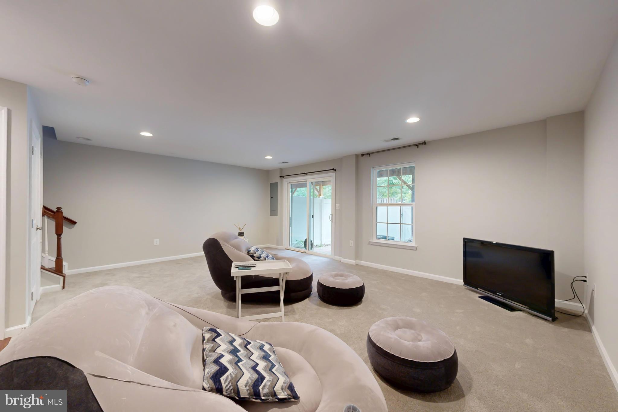 1762 ROCKLEDGE TERRACE
