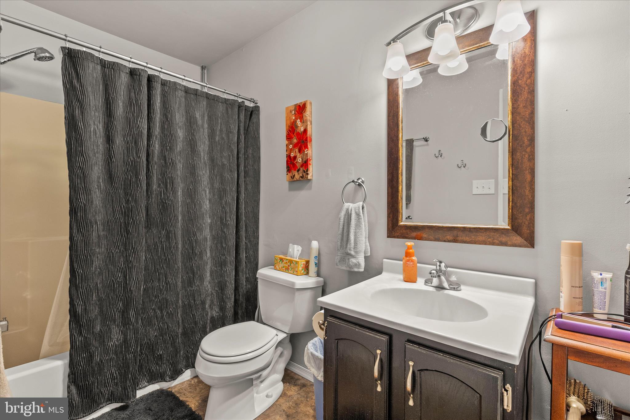 VALLEY GREEN VILLAGE WEST - Residential