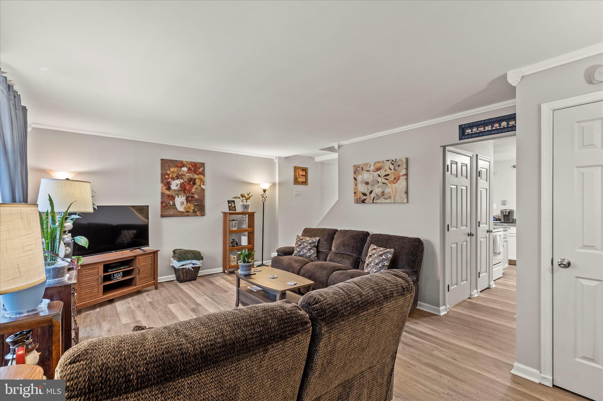 VALLEY GREEN VILLAGE WEST - Residential