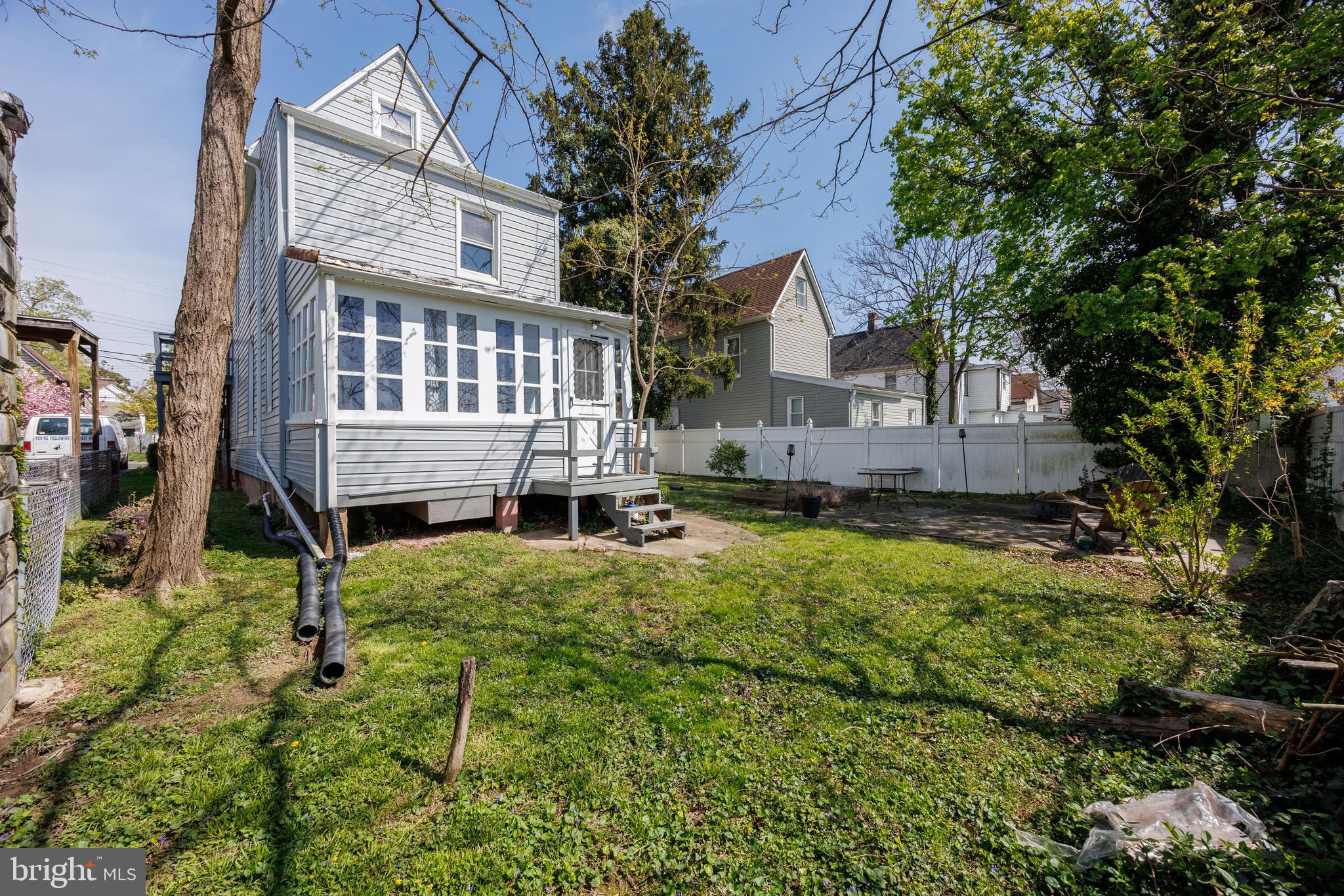 OLD HOMELAND - Residential