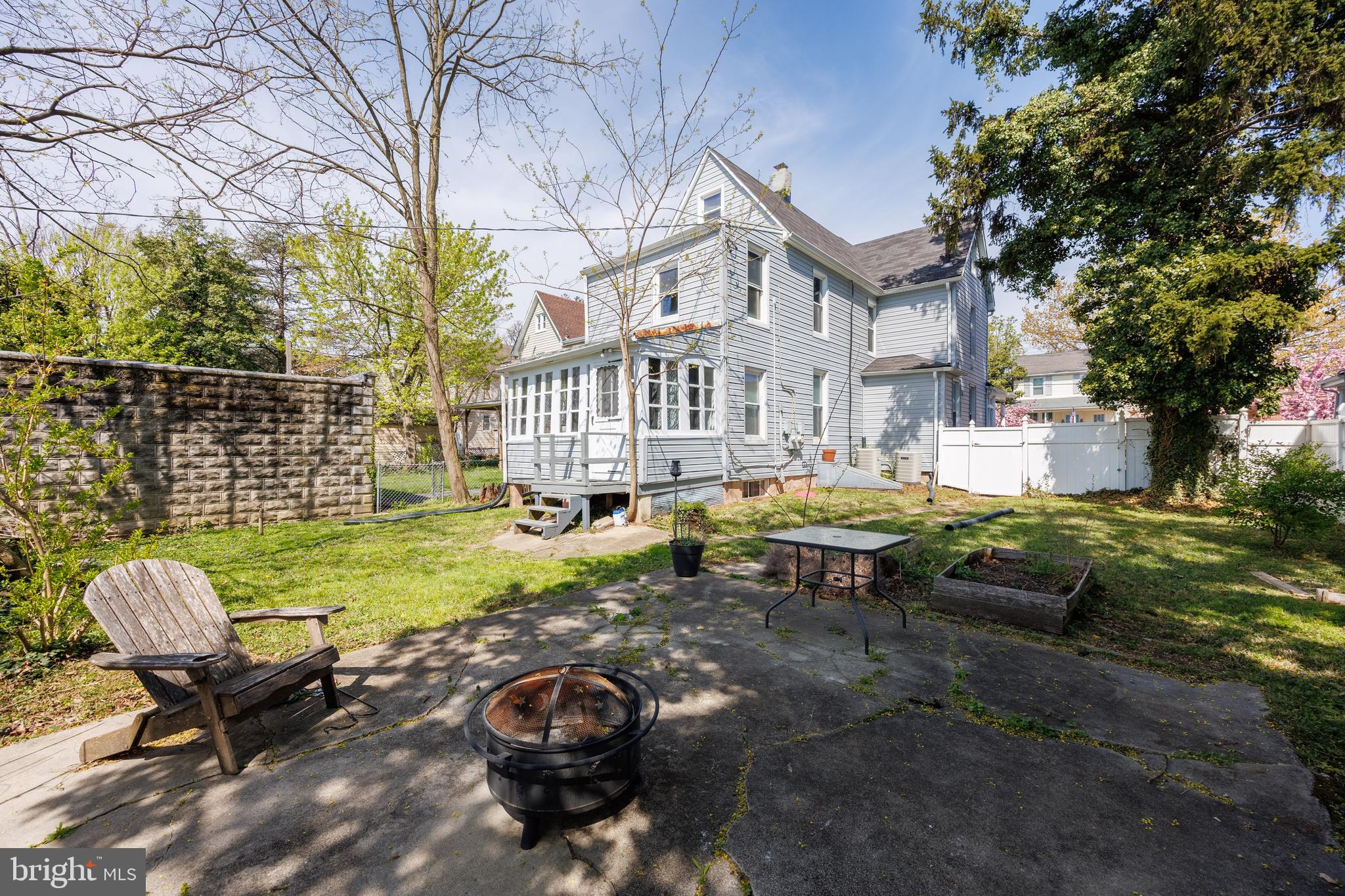 OLD HOMELAND - Residential