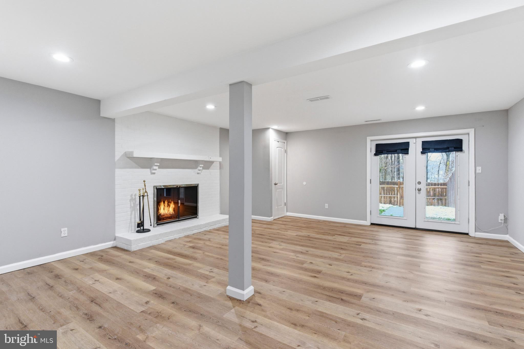 KENWOOD PARK - Residential