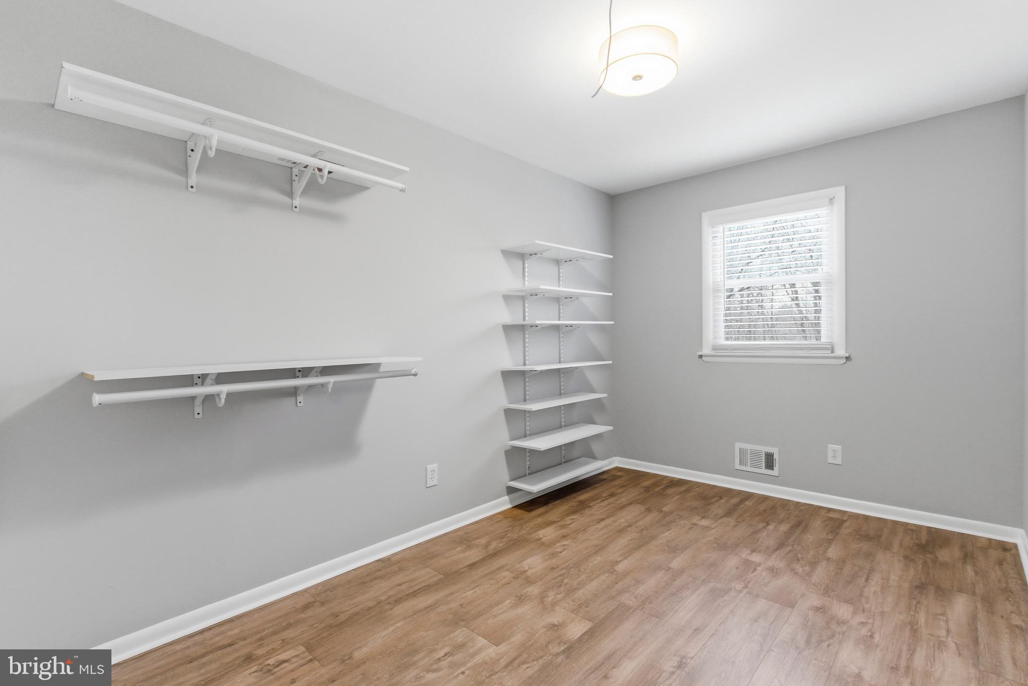 KENWOOD PARK - Residential