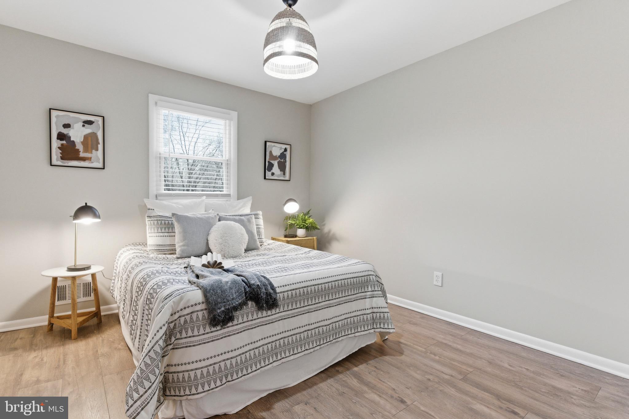 KENWOOD PARK - Residential