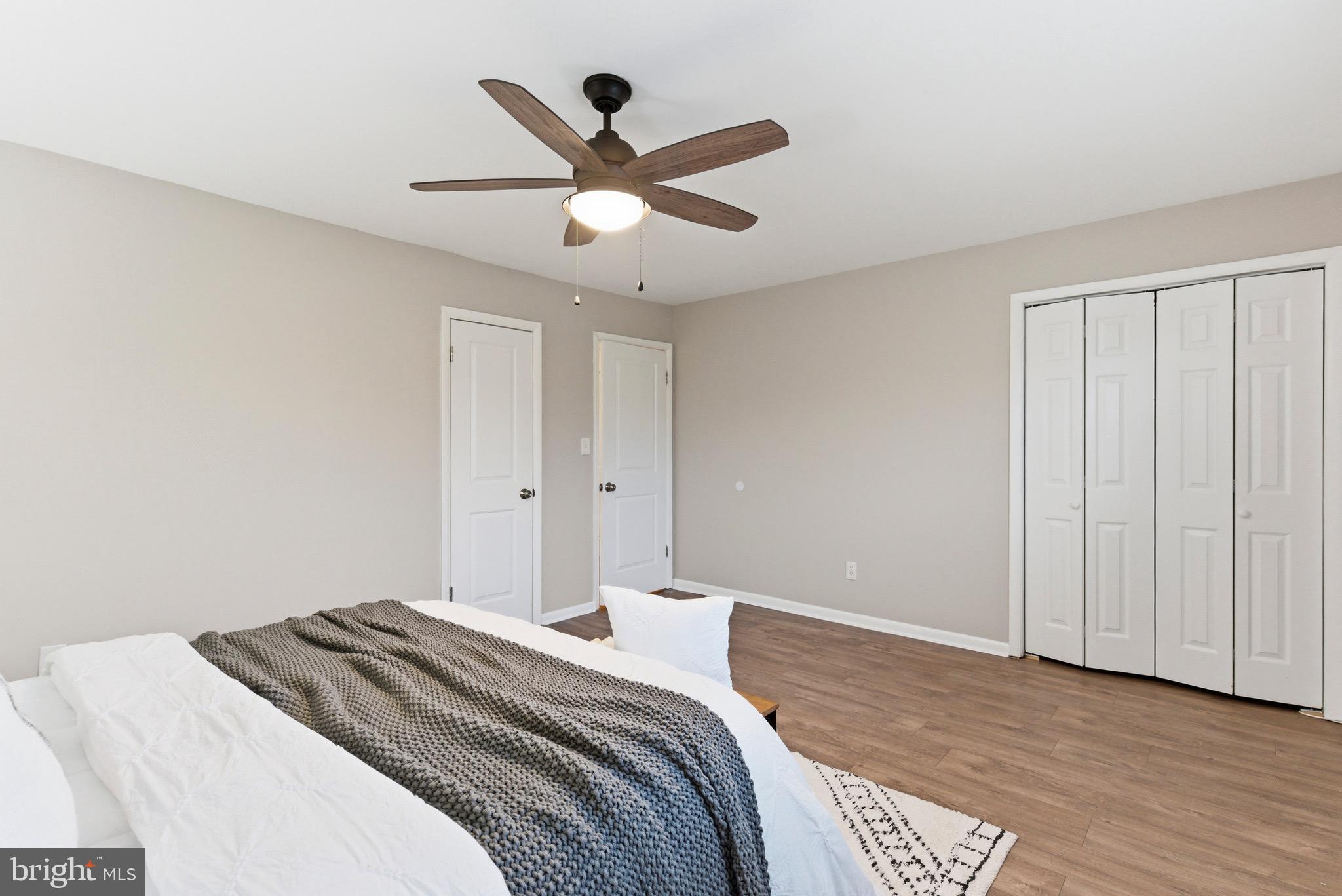 KENWOOD PARK - Residential