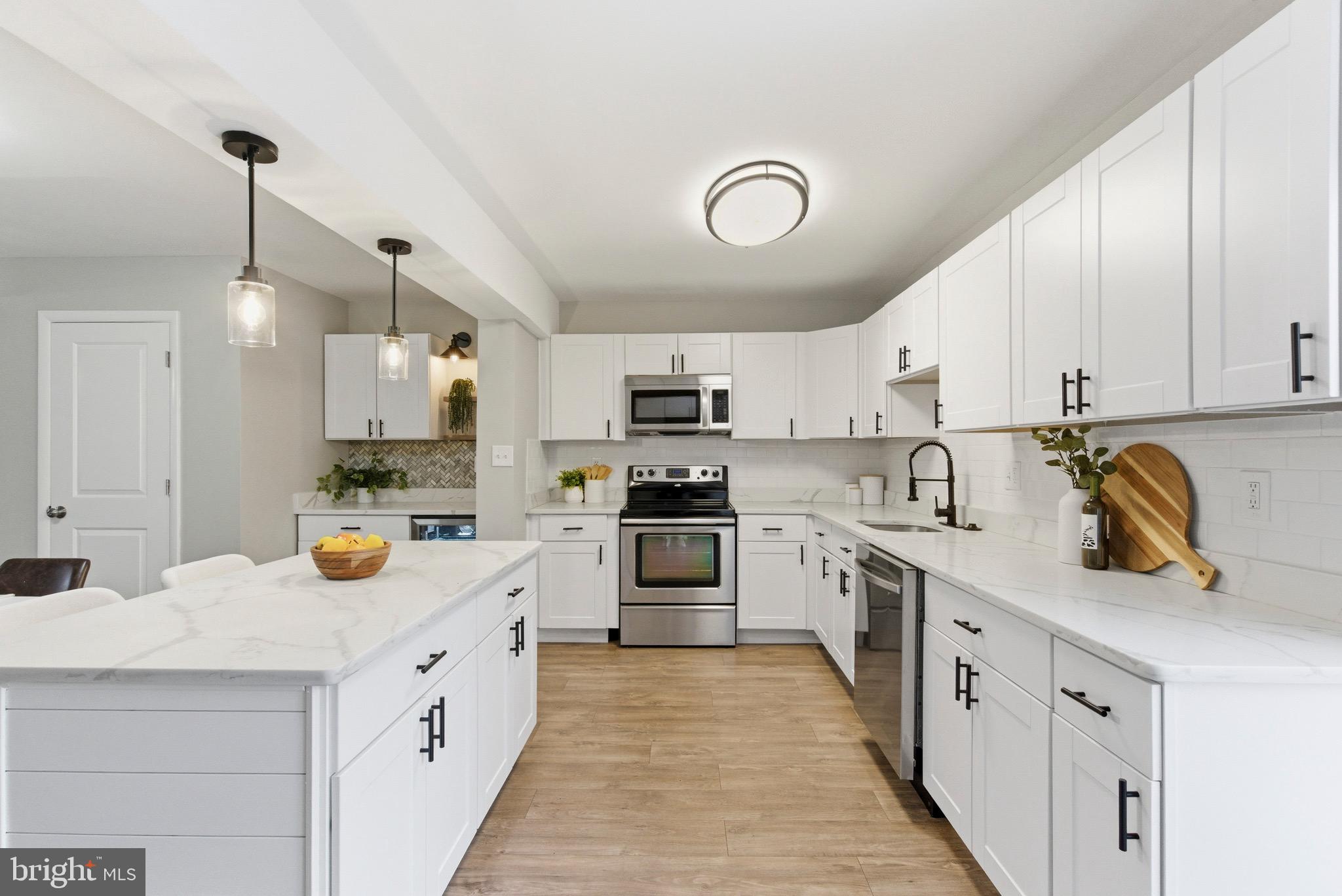 KENWOOD PARK - Residential