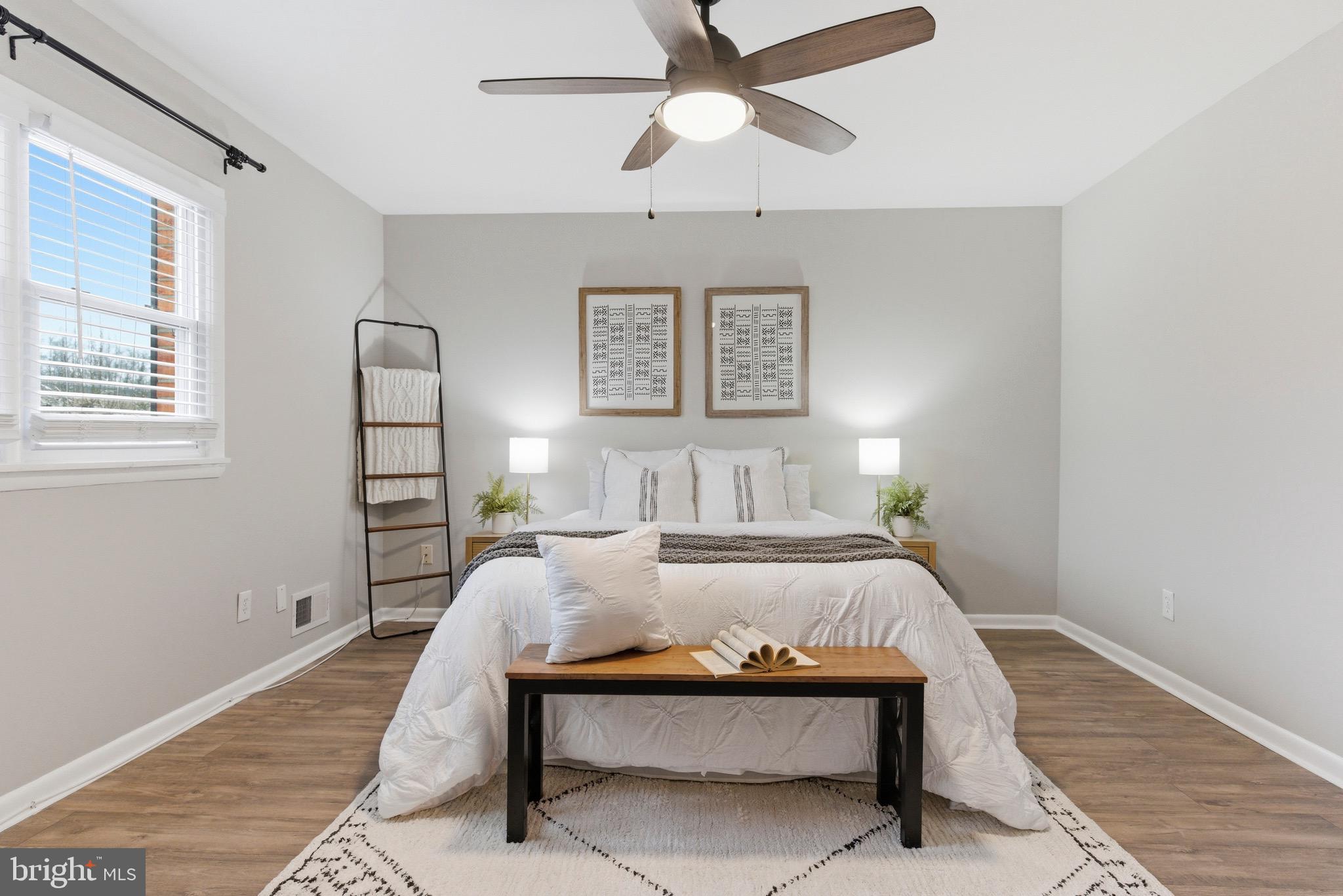 KENWOOD PARK - Residential